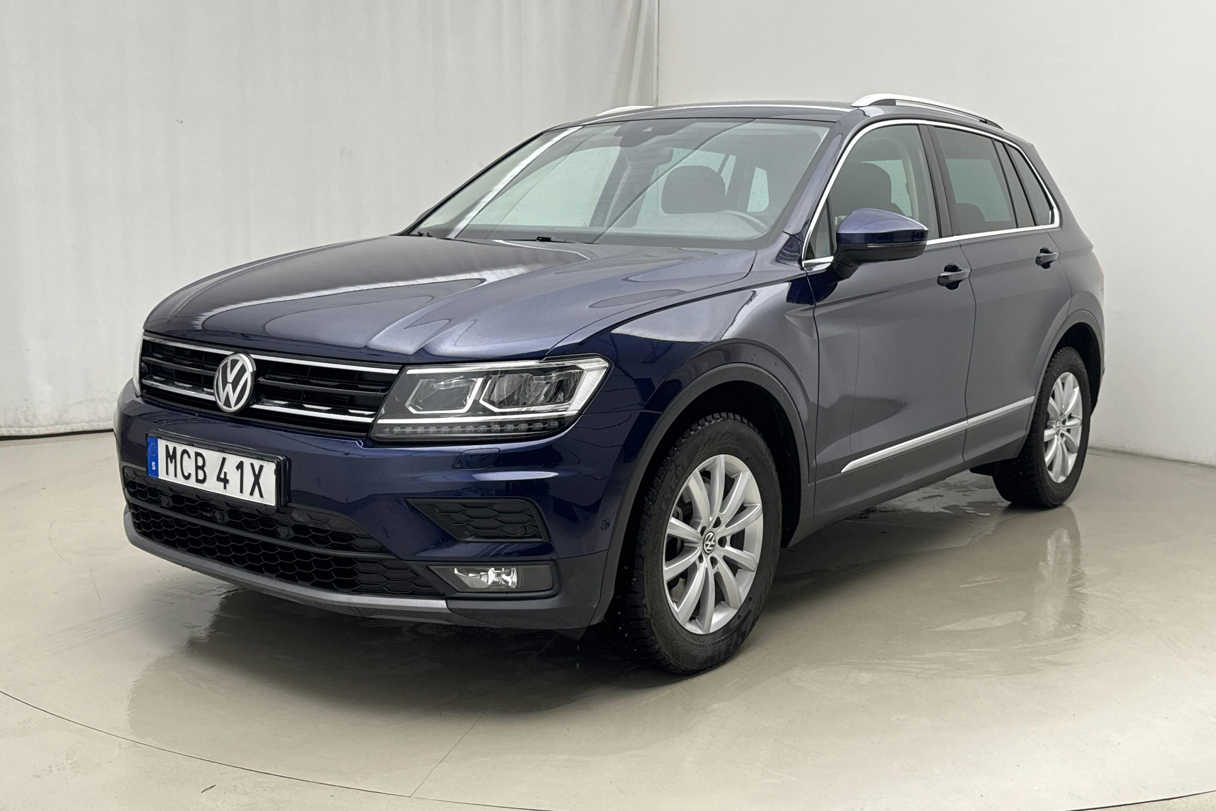 VW Tiguan 2.0 TSI 4MOTION (190hk) - 5 007 mil - Automat - Dark Blue - 2020