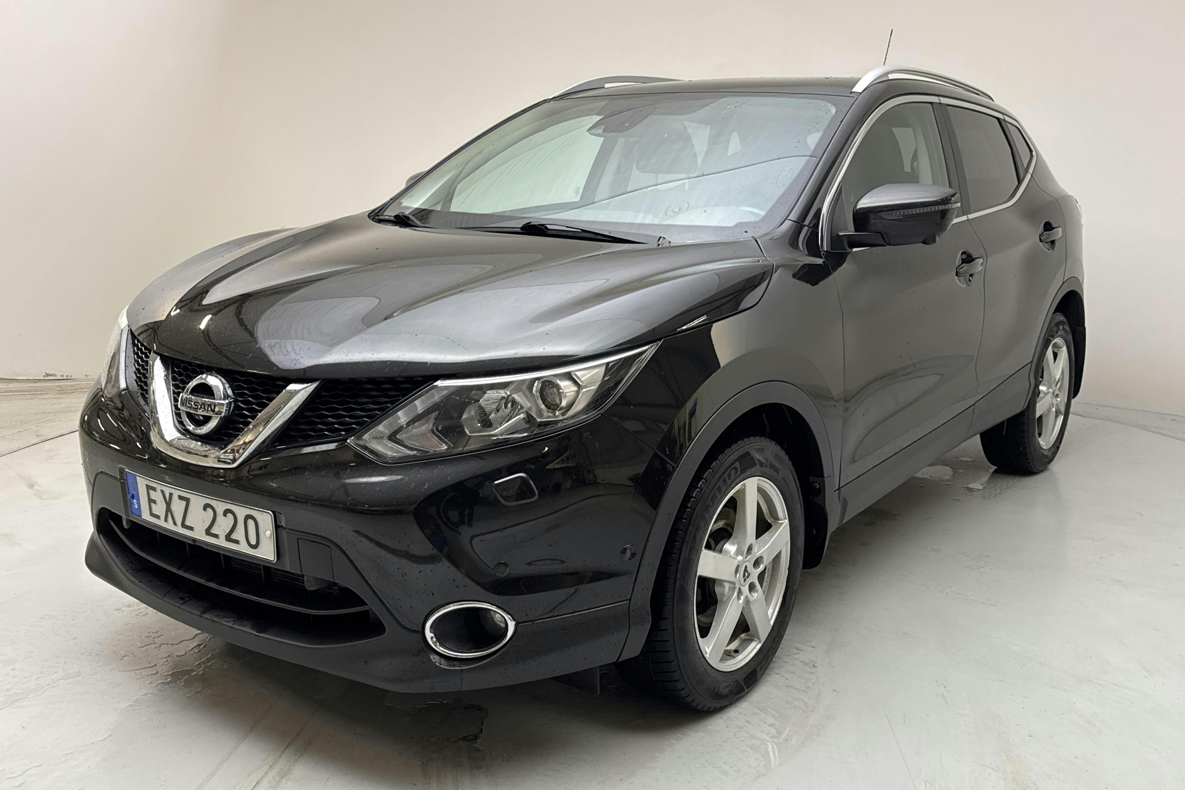 Presentation photo 1 of 16: Nissan Qashqai 1.6 dCi (130hk) - 108 270 km - Automatic - black - 2017