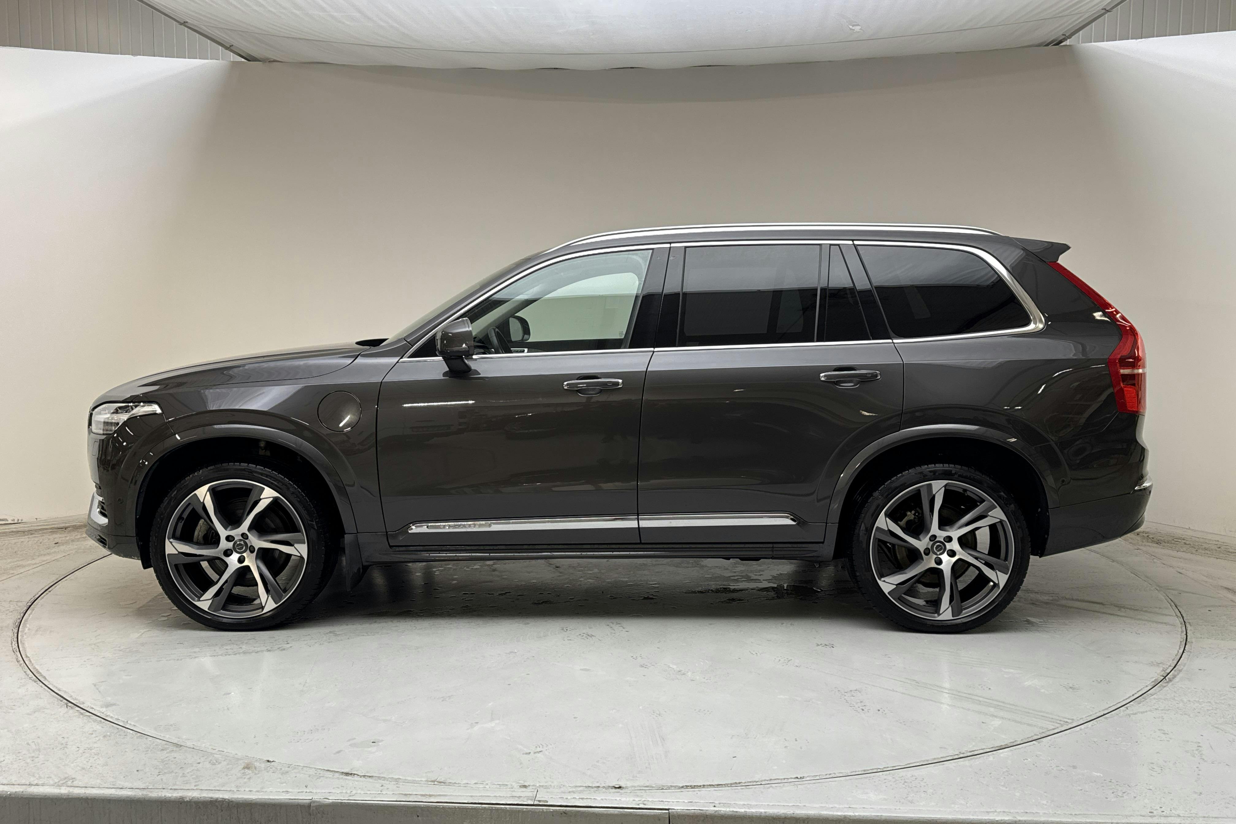 Presentation photo 2 of 19: Volvo XC90 T8 AWD Recharge (455hk) - 74 200 km - Automatic - gray - 2023
