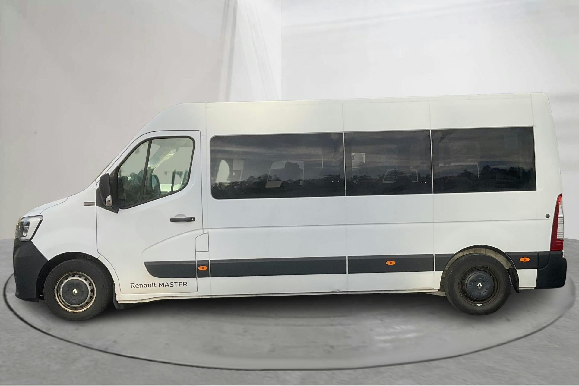 Presentation photo 2 of 14: Renault Master 2.3 dCi FAP 2WD (145hk) - 341 680 km - Manual - white - 2020