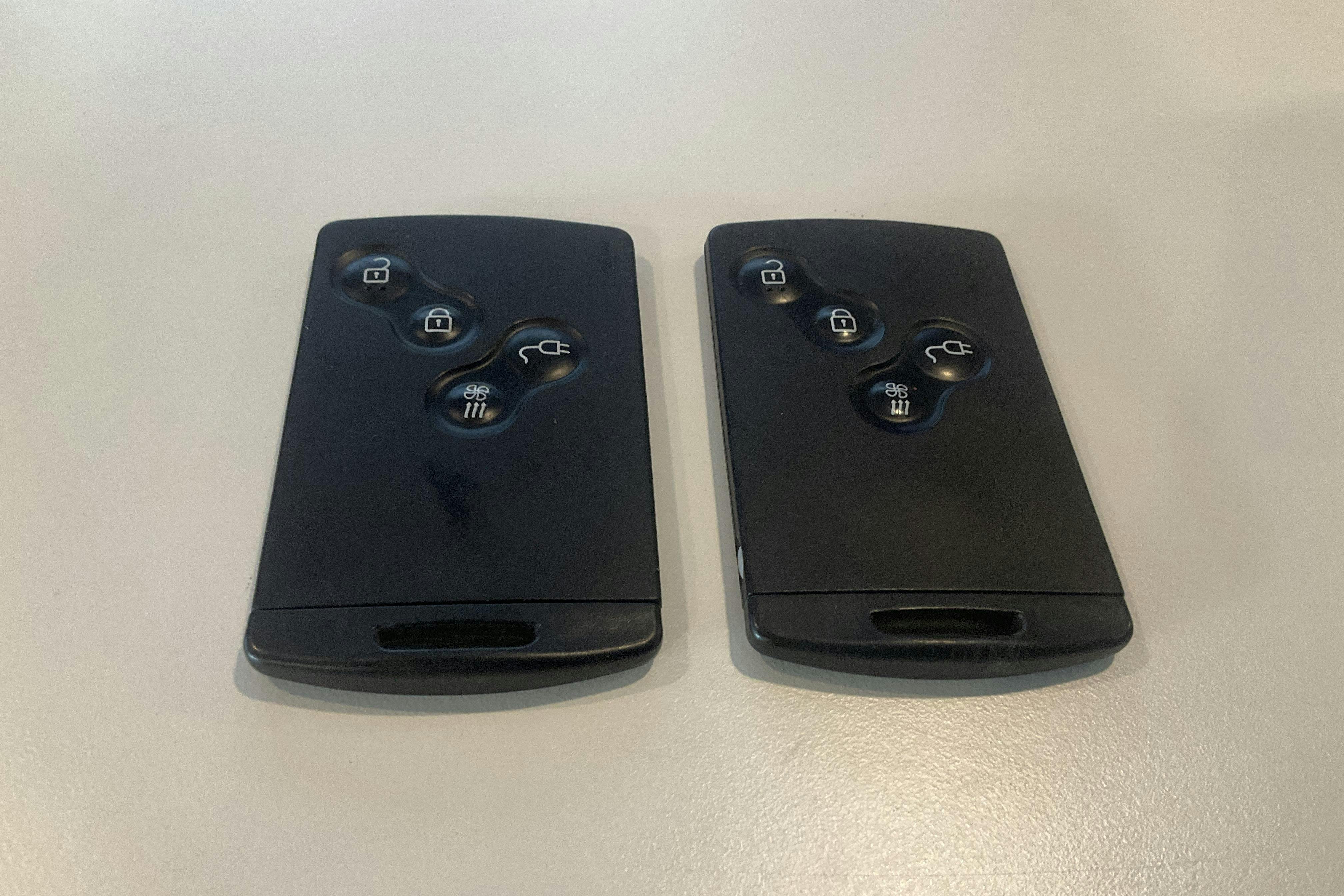 Presentationsfoto 21 av 21: Renault Zoe 41kWh R90 (92hk) - 2 127 mil - Automat - vit - 2017