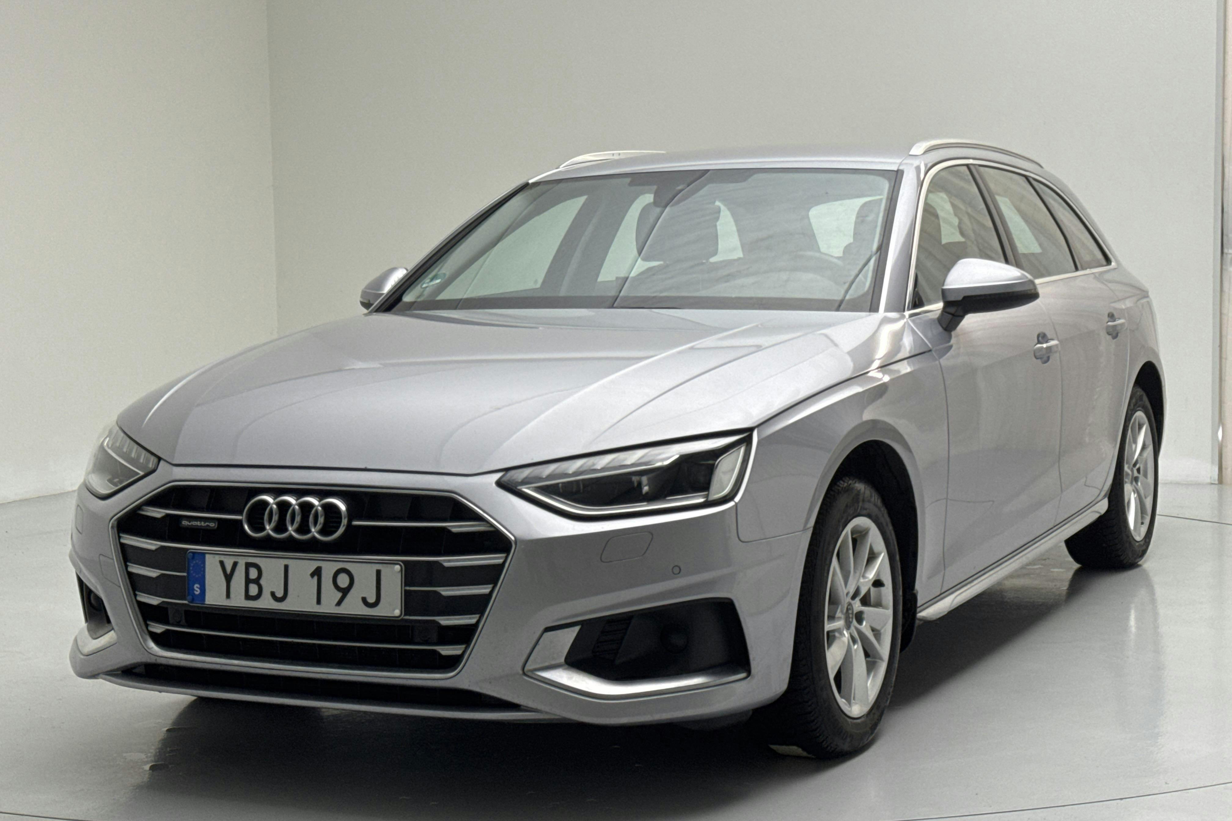 Audi A4 Avant 40 TDI quattro (190hk) - 9 436 mil - Automat - silver - 2021