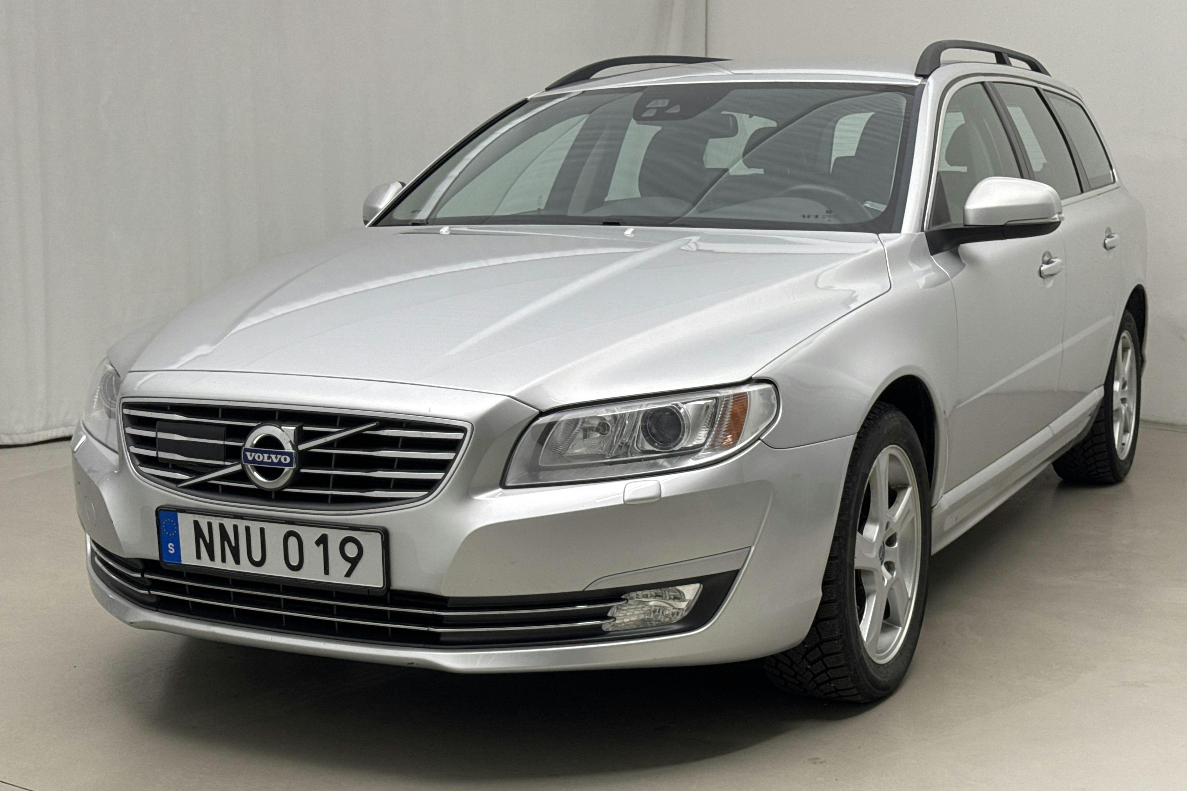 Volvo V70 II D4 (181hk) - 161 640 km - Automaatne - hõbe - 2016