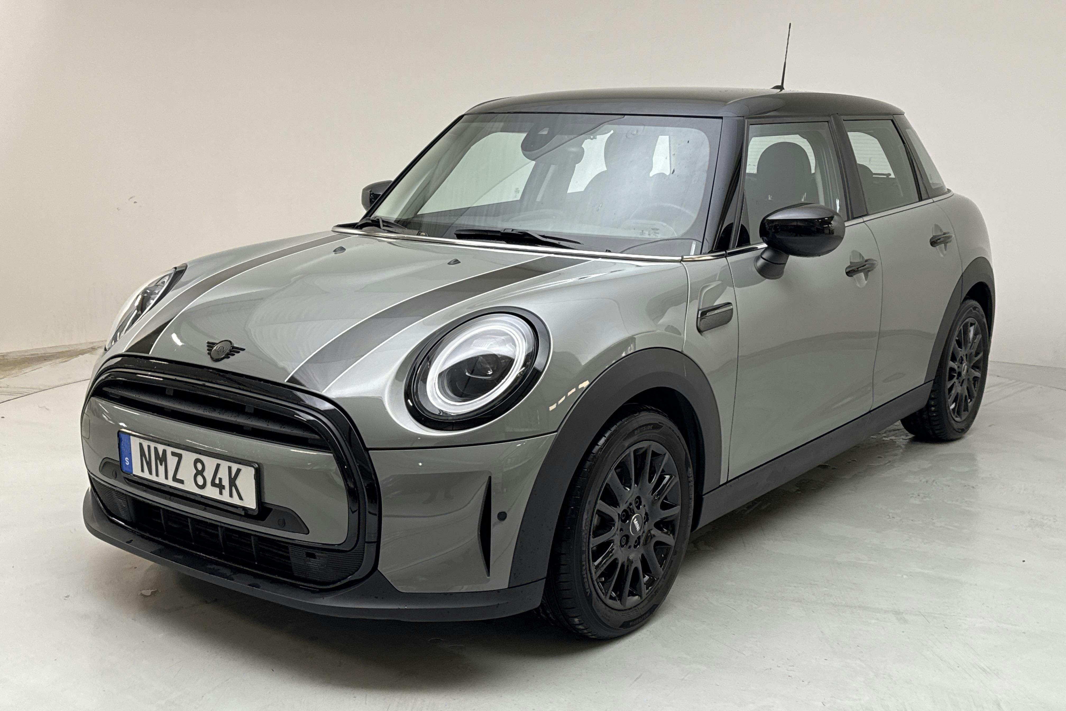 MINI Cooper Hatch 5dr, F55 LCI (136hk) - 2 747 mil - Automat - grå - 2023
