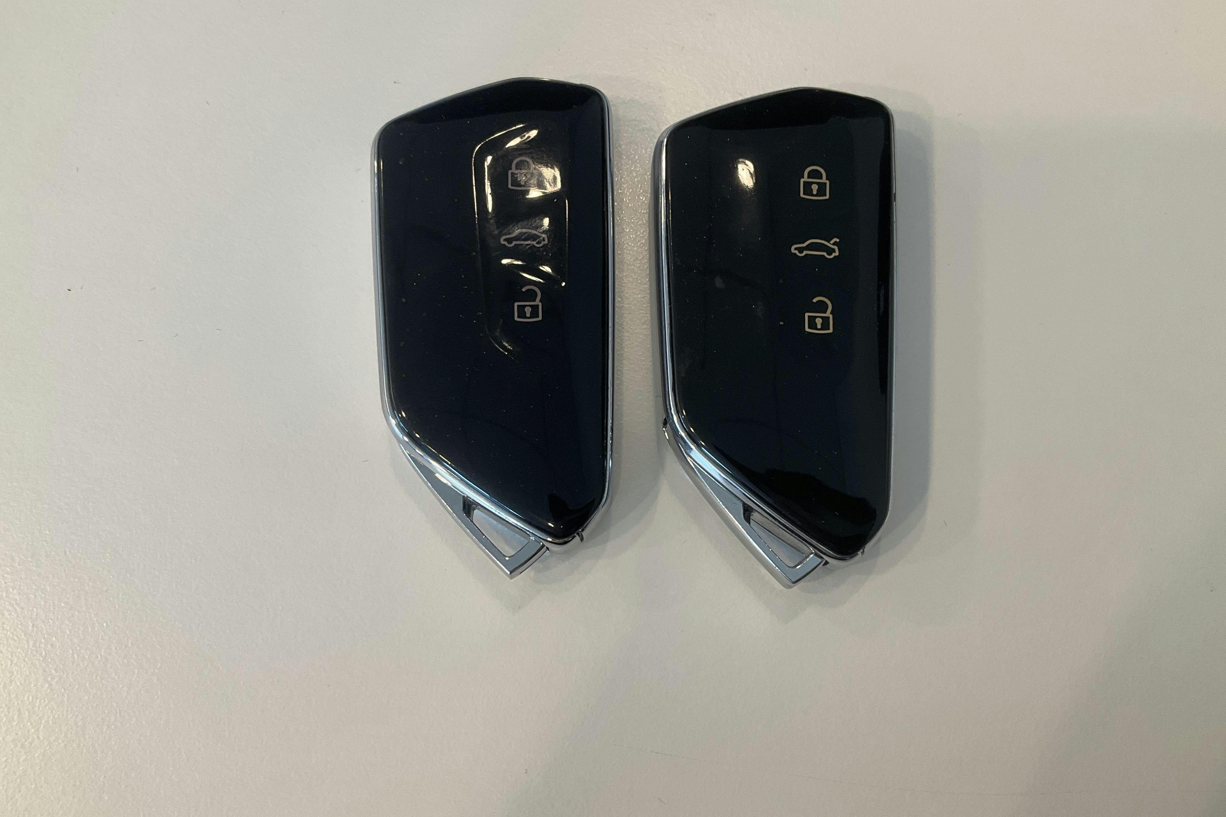 Presentationsfoto 20 av 20: Skoda Enyaq iV 80 (204hk) - 12 852 mil - Automat - vit - 2023