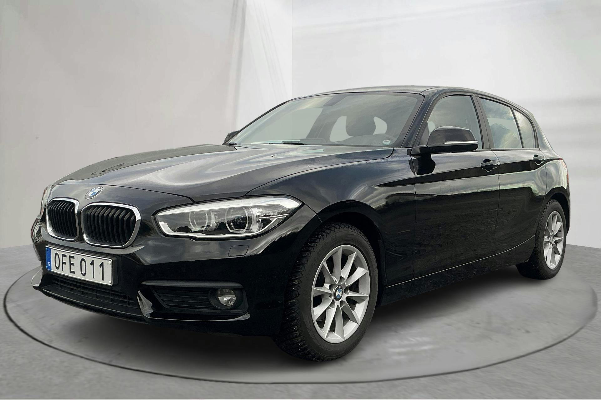 BMW 118i 5dr, F20 (136hk) - 97 220 km - Käsitsi - must - 2017