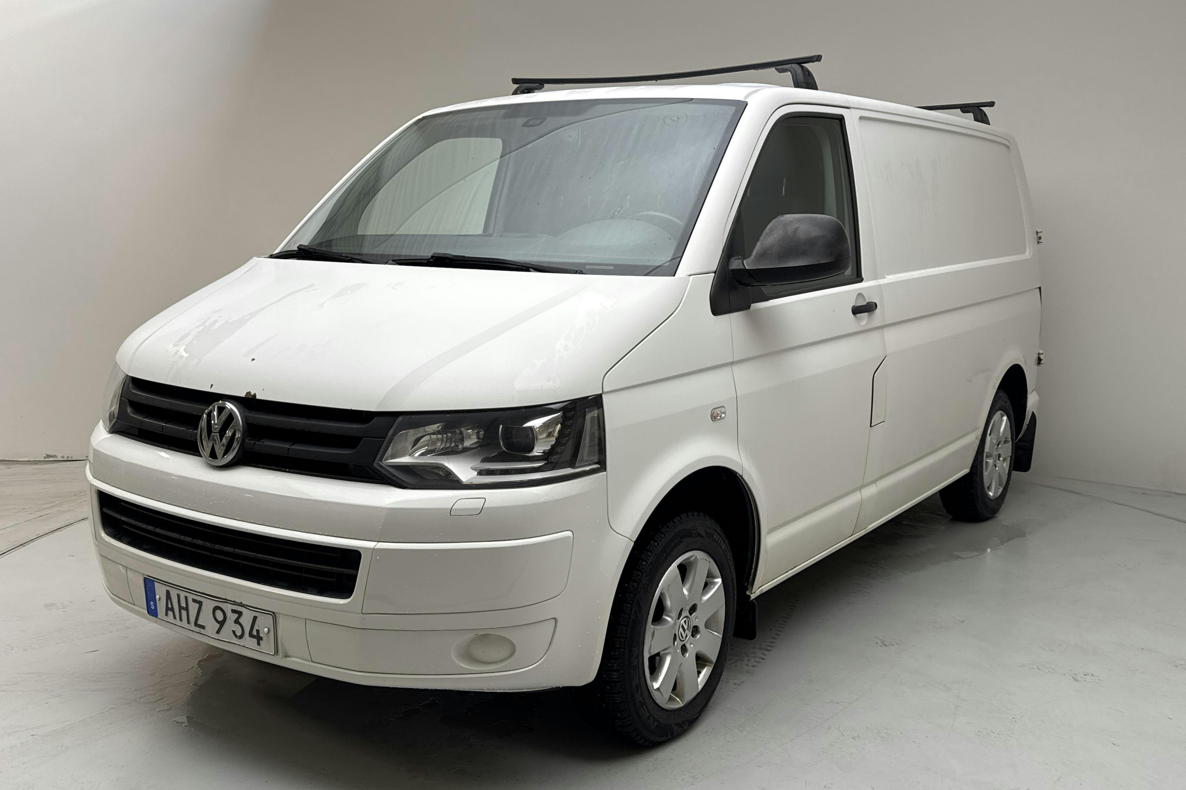 Presentation photo 1 of 12: VW Transporter T5 2.0 TDI (140hk) - 251 000 km - Automatic - white - 2014