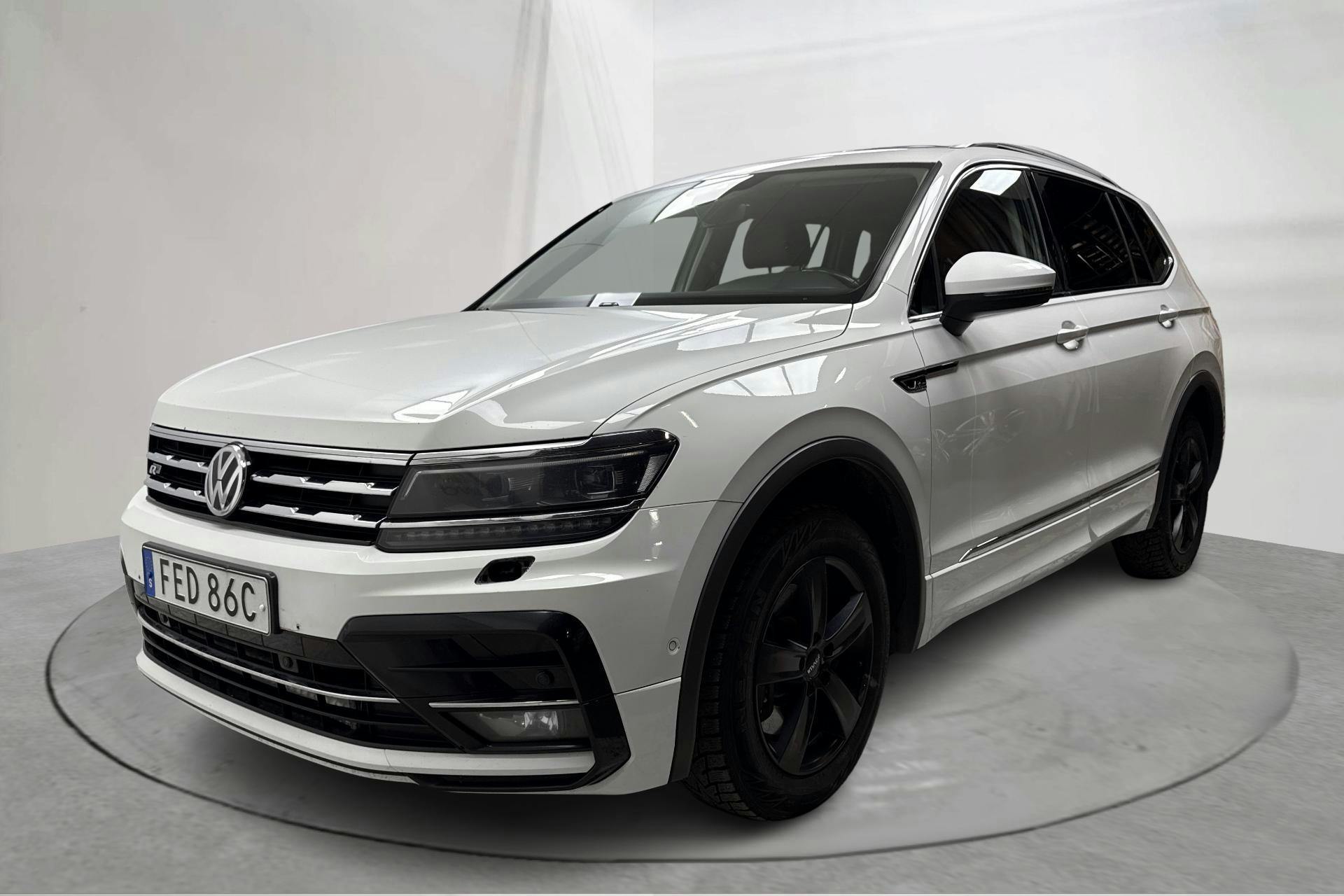 Presentationsfoto 1 av 15: VW Tiguan Allspace 2.0 TDI 4MOTION (190hk) - 29 850 mil - Automat - vit - 2020