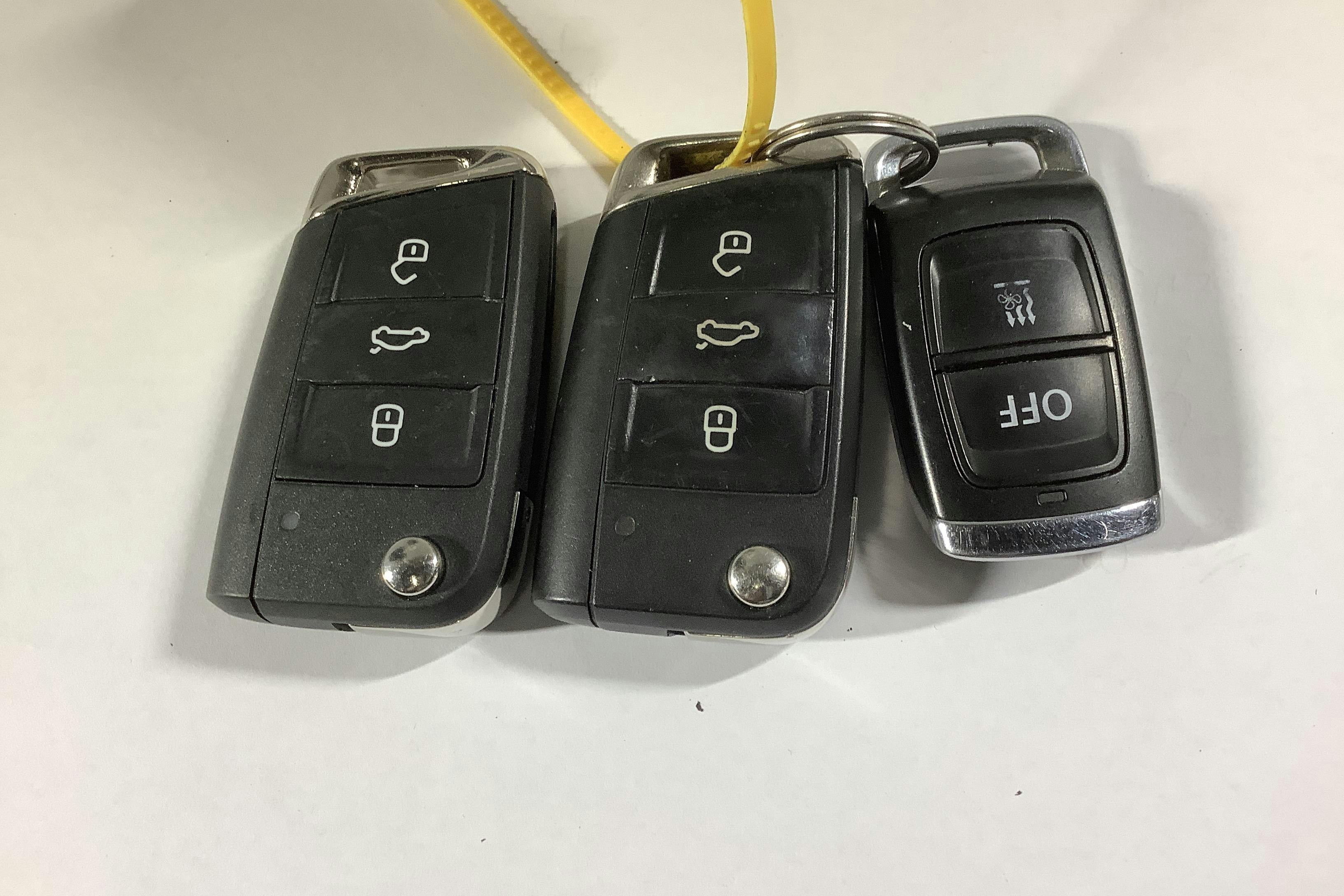 Presentationsfoto 15 av 15: VW Tiguan Allspace 2.0 TDI 4MOTION (190hk) - 29 850 mil - Automat - vit - 2020