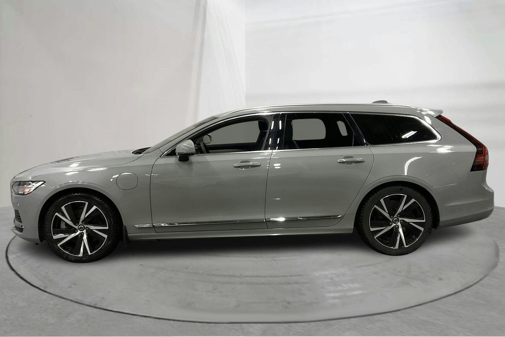 Presentation photo 2 of 17: Volvo V90 T6 AWD Recharge (350hk) - 61 520 km - Automatic - gray - 2024