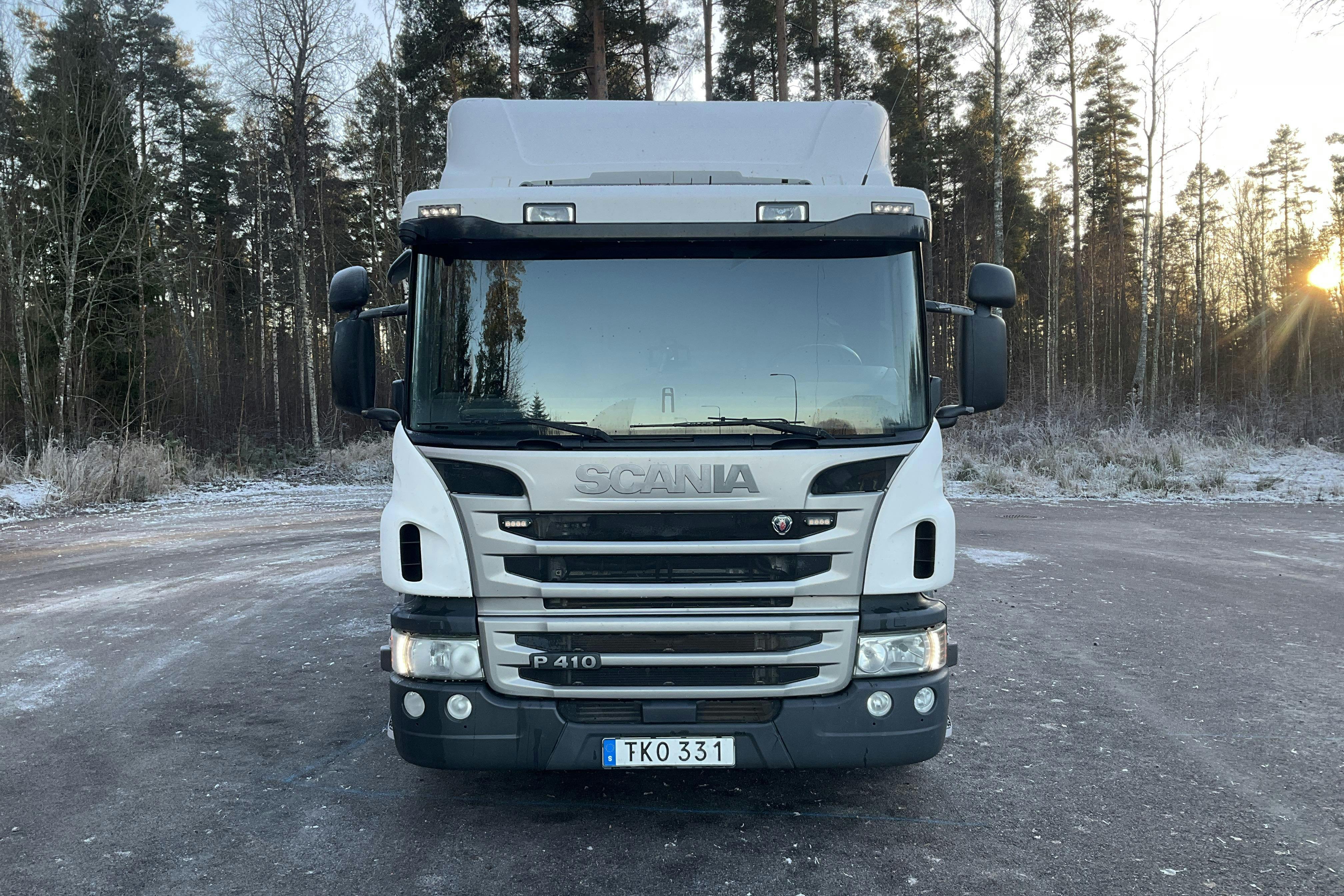 Presentation photo 2 of 41: Scania P410 - 567 323 km - Automatic - white - 2015