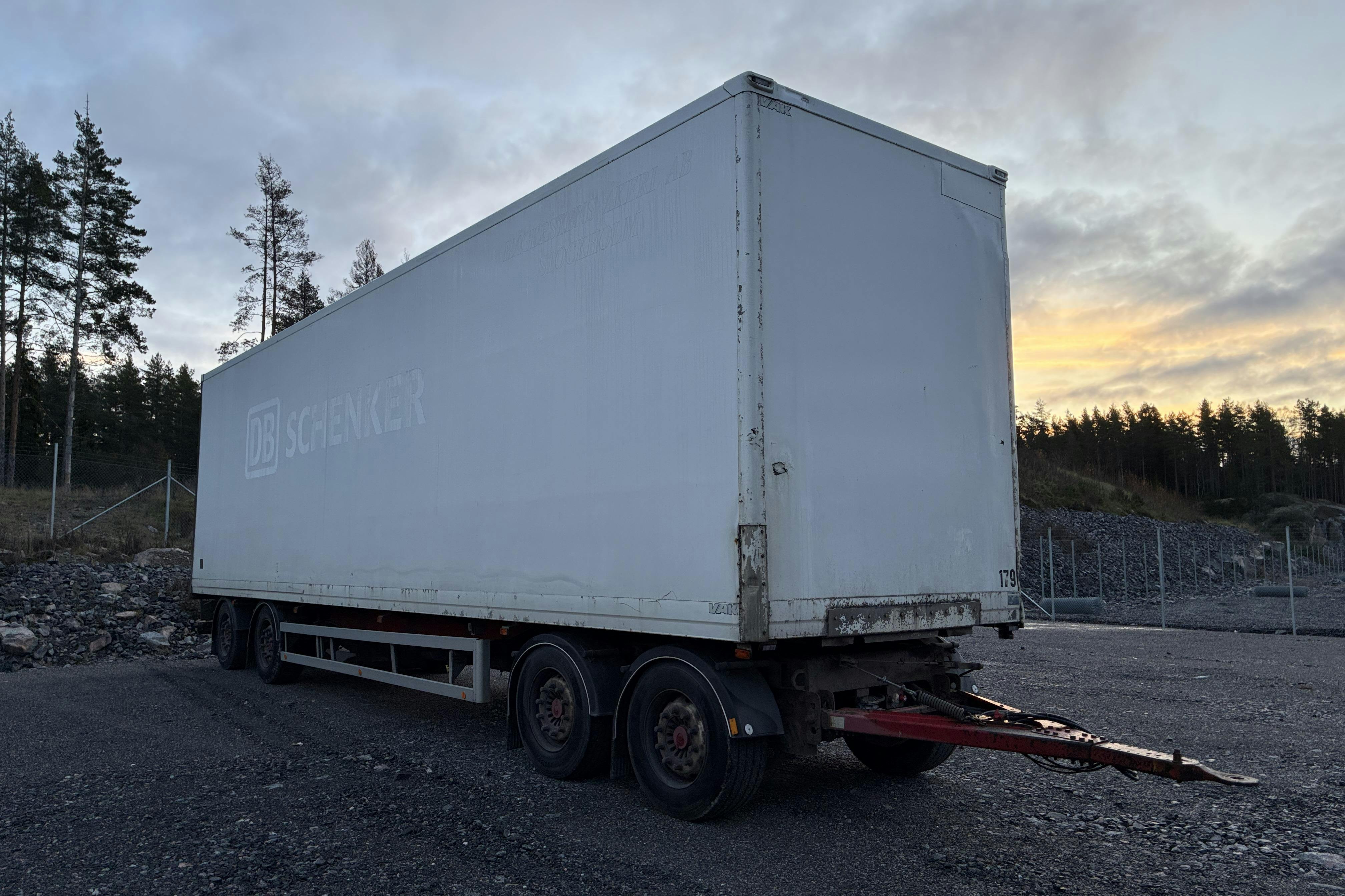 Presentationsfoto 2 av 130: VAK V-4-40 - 0 km - vit - 2009