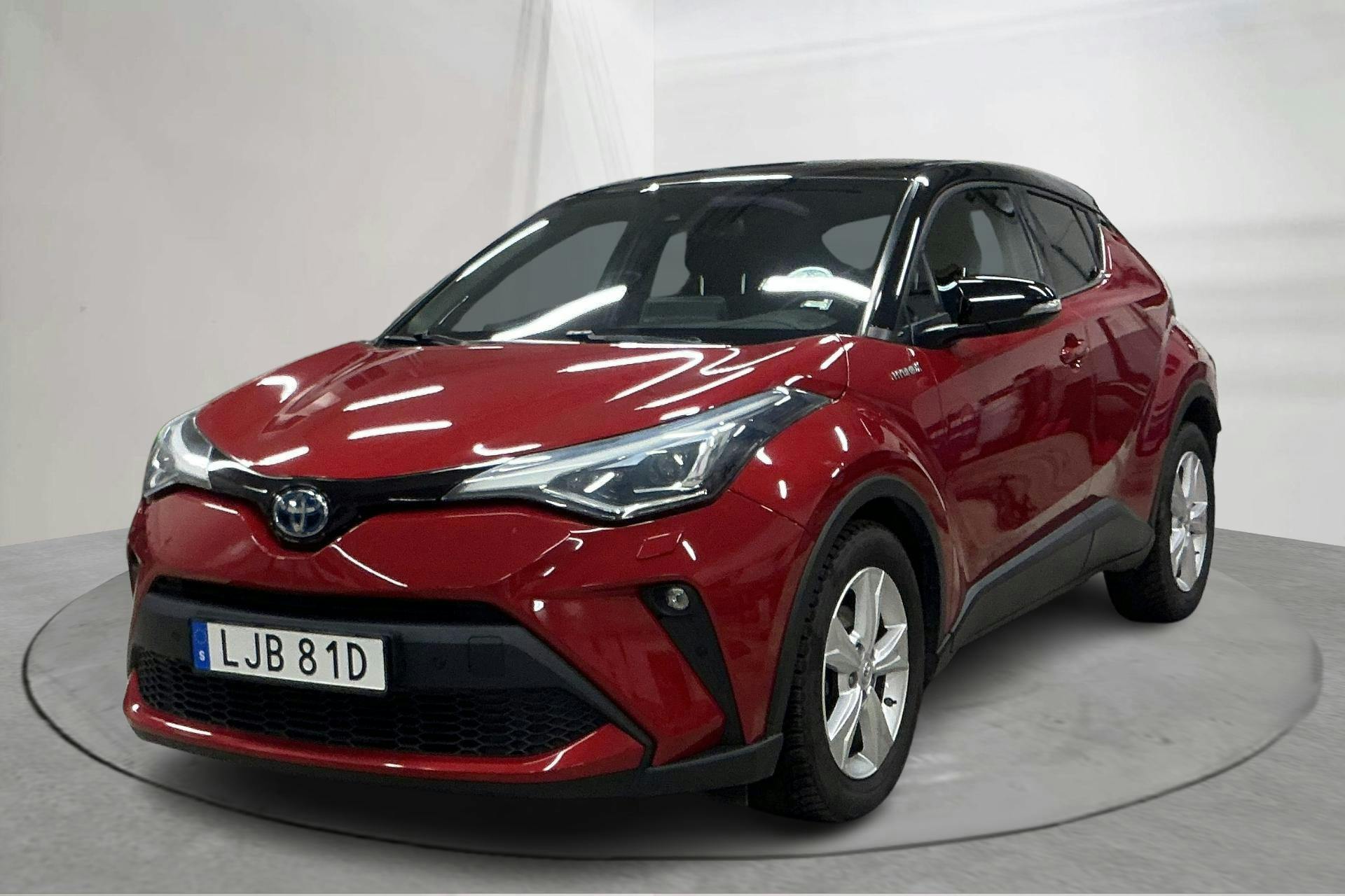 Toyota C-HR 1.8 HSD (122hk) - 5 500 mil - Automat - röd - 2020
