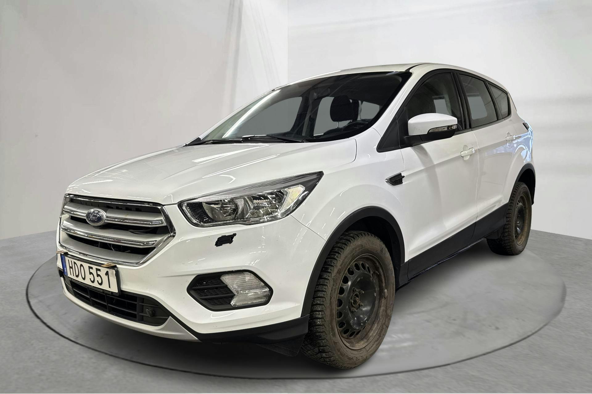 Presentation photo 1 of 12: Ford Kuga 2.0 TDCi AWD (150hk) - 168 670 km - Manual - white - 2019