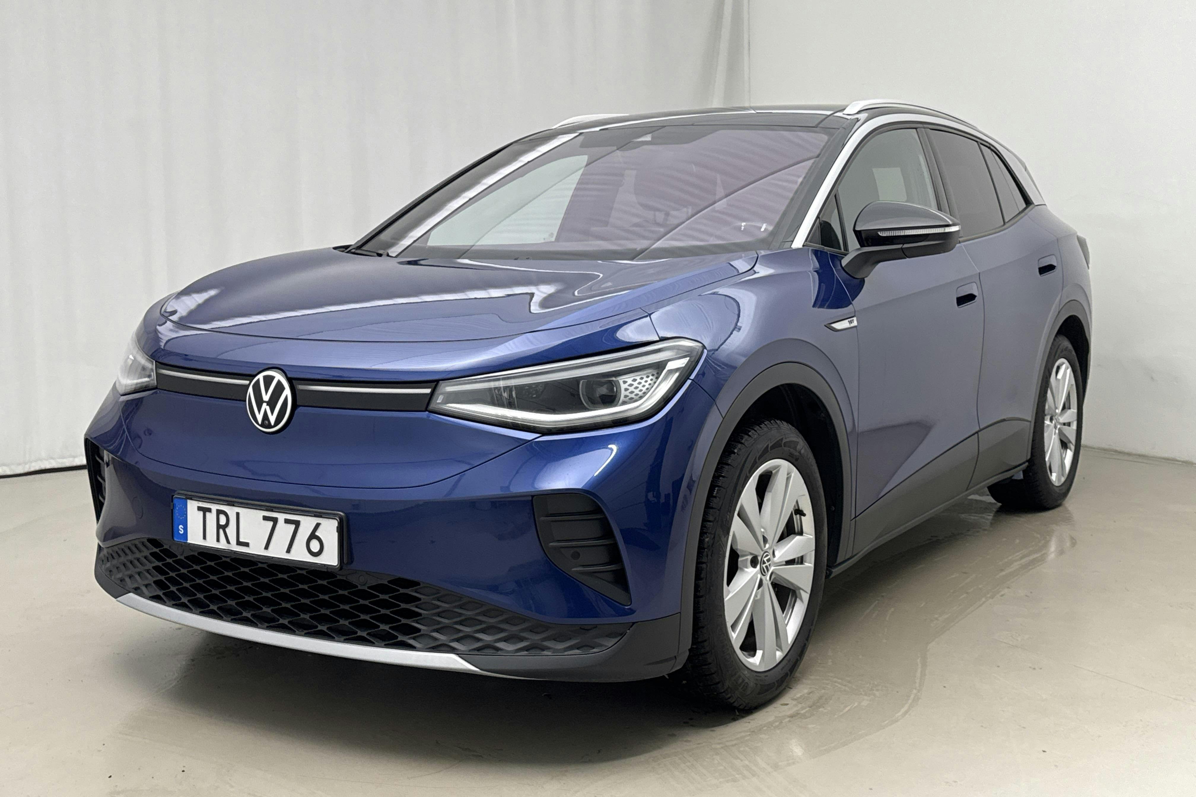 Presentation photo 1 of 20: VW ID.4 77kWh (204hk) - 85 290 km - Automatic - blue - 2021