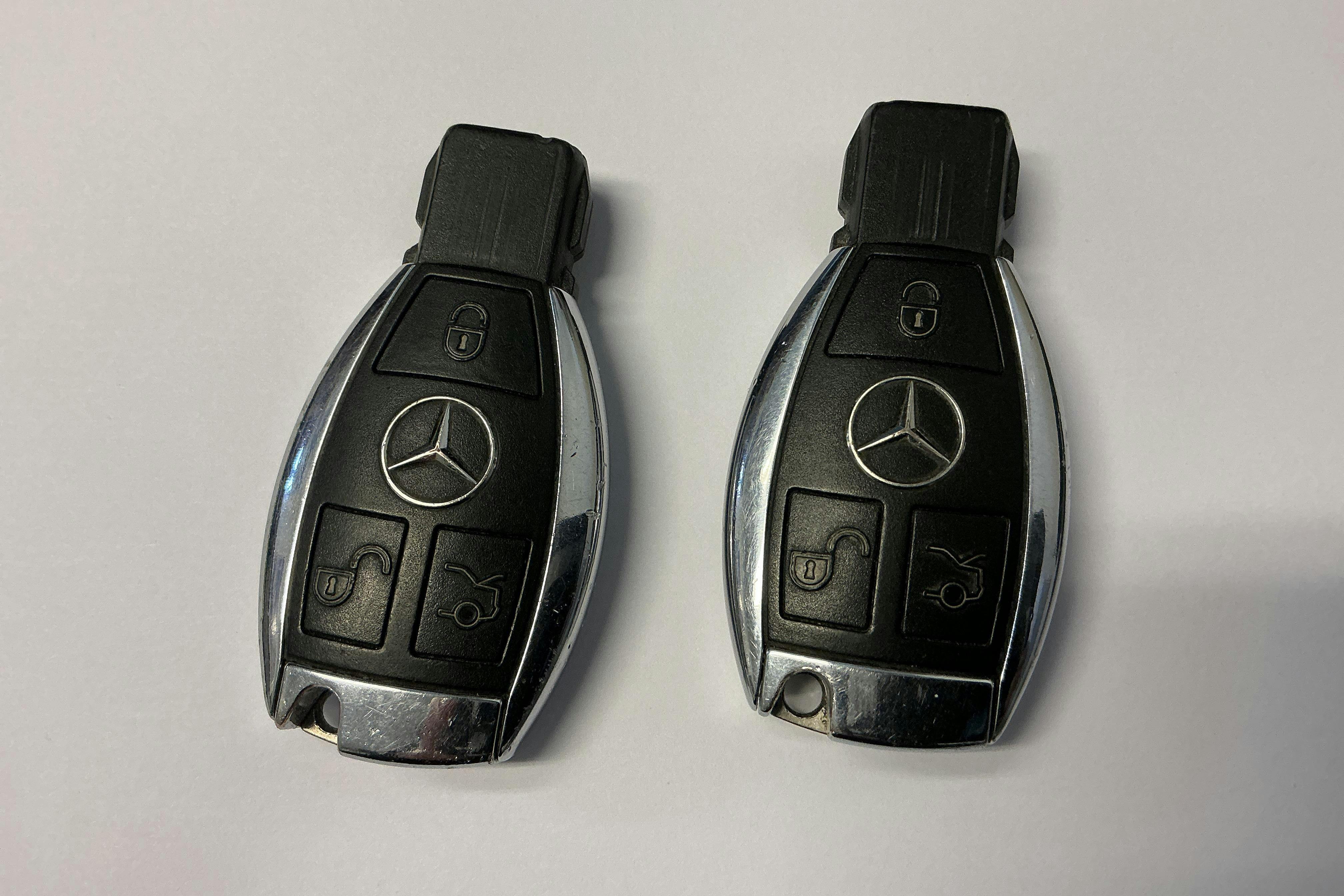 Presentationsfoto 15 av 15: Mercedes E 220 BlueTEC Kombi 4MATIC S212 (170hk) - 16 136 mil - Automat - vit - 2016