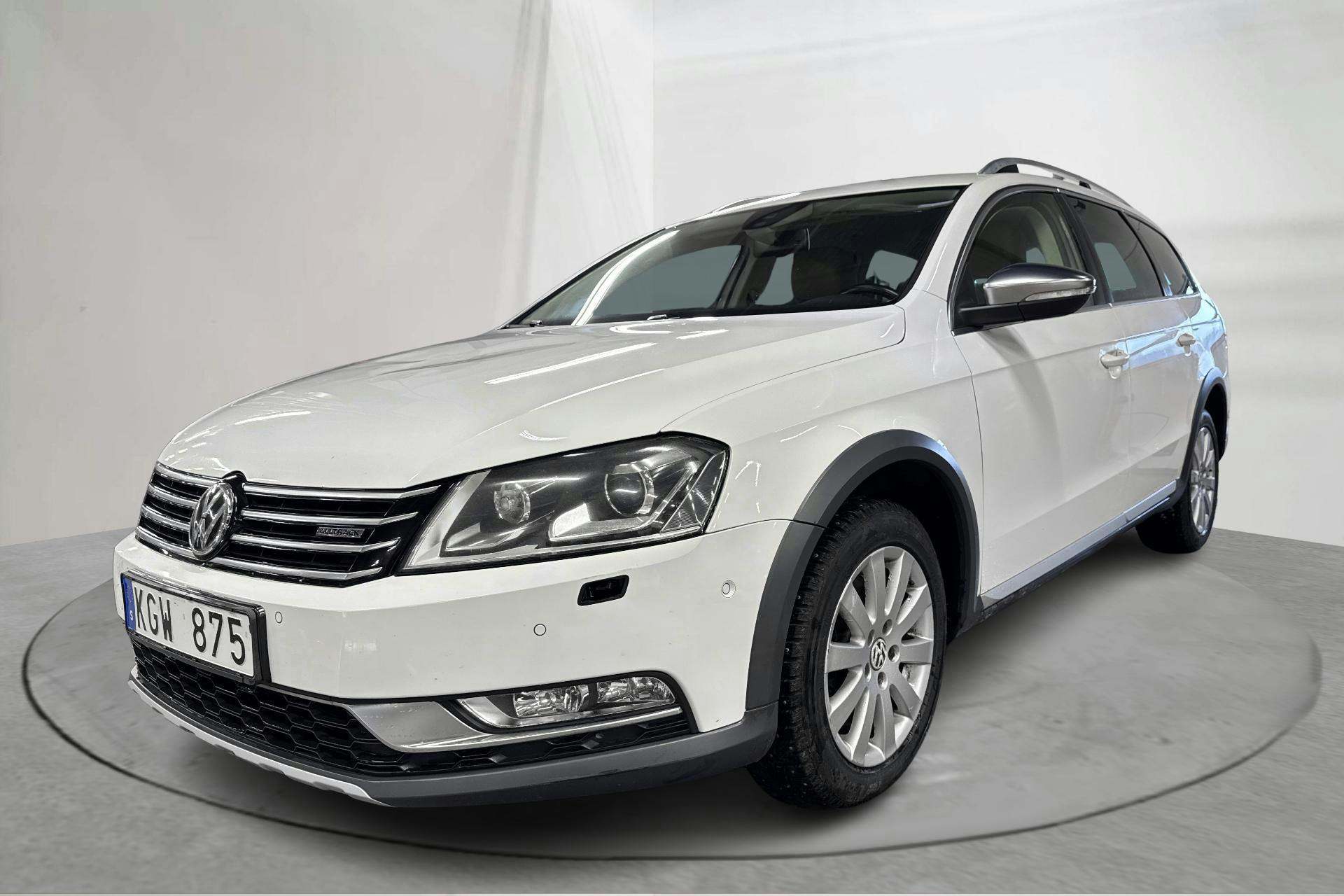 VW Passat Alltrack 2.0 TDI BlueMotion Technology 4Motion (177hk) - 198 810 km - Automaatne - valge - 2014