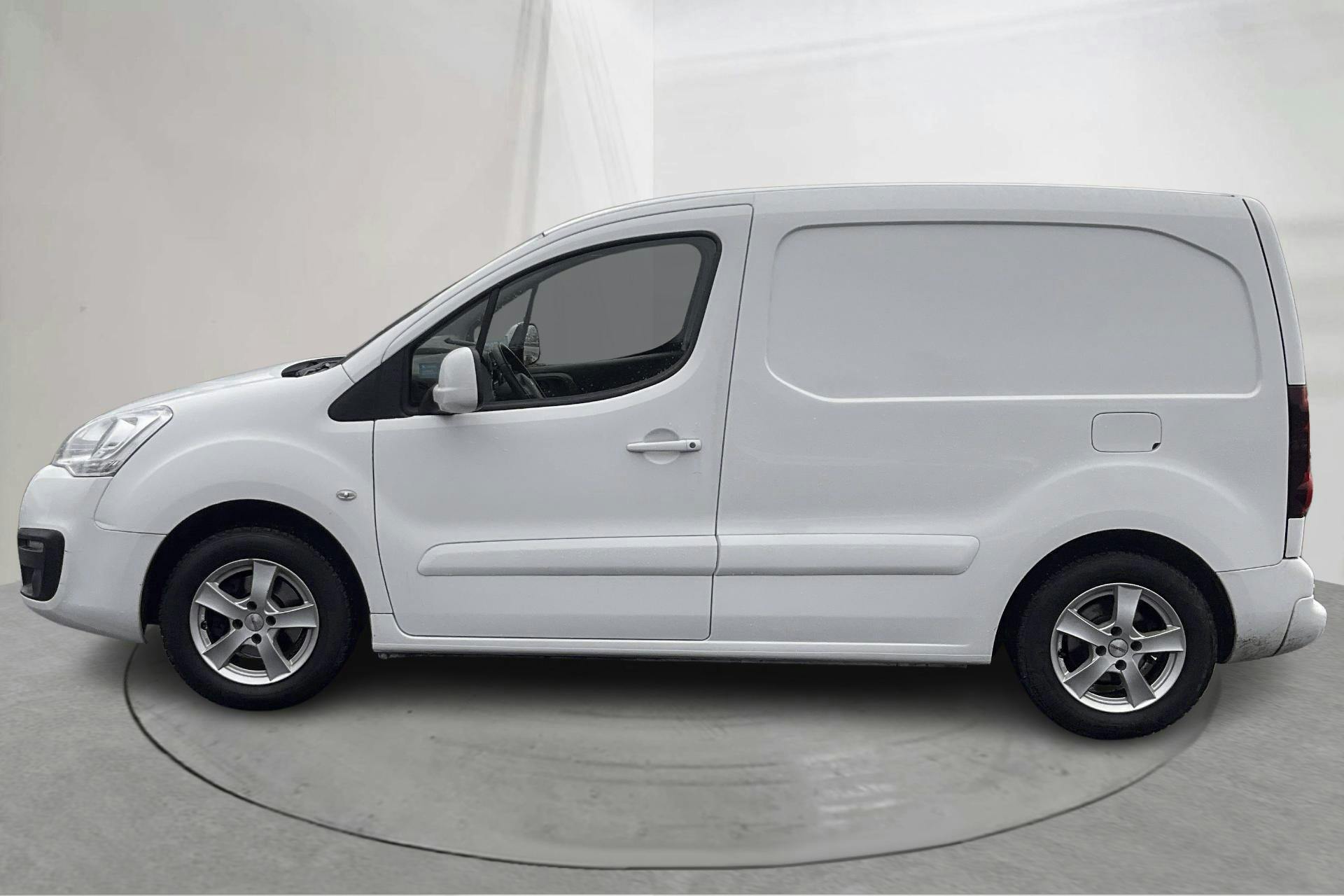 Presentation photo 2 of 13: Peugeot Partner 1.6 HDI Skåp (75hk) - 39 560 km - Manual - white - 2016