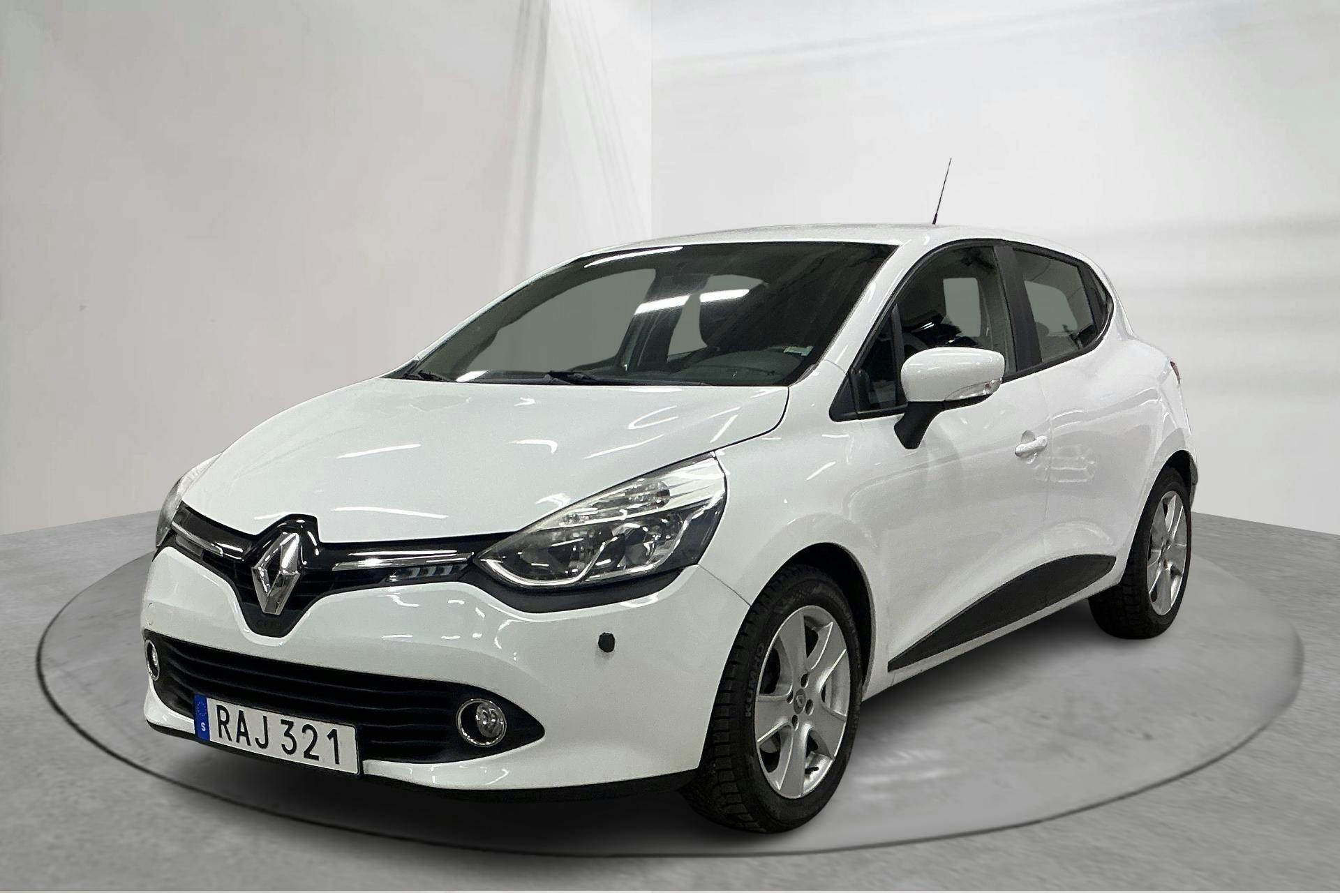 Renault Clio IV 1.2 16V 5dr (75hk) - 8 499 mil - Manuell - vit - 2016