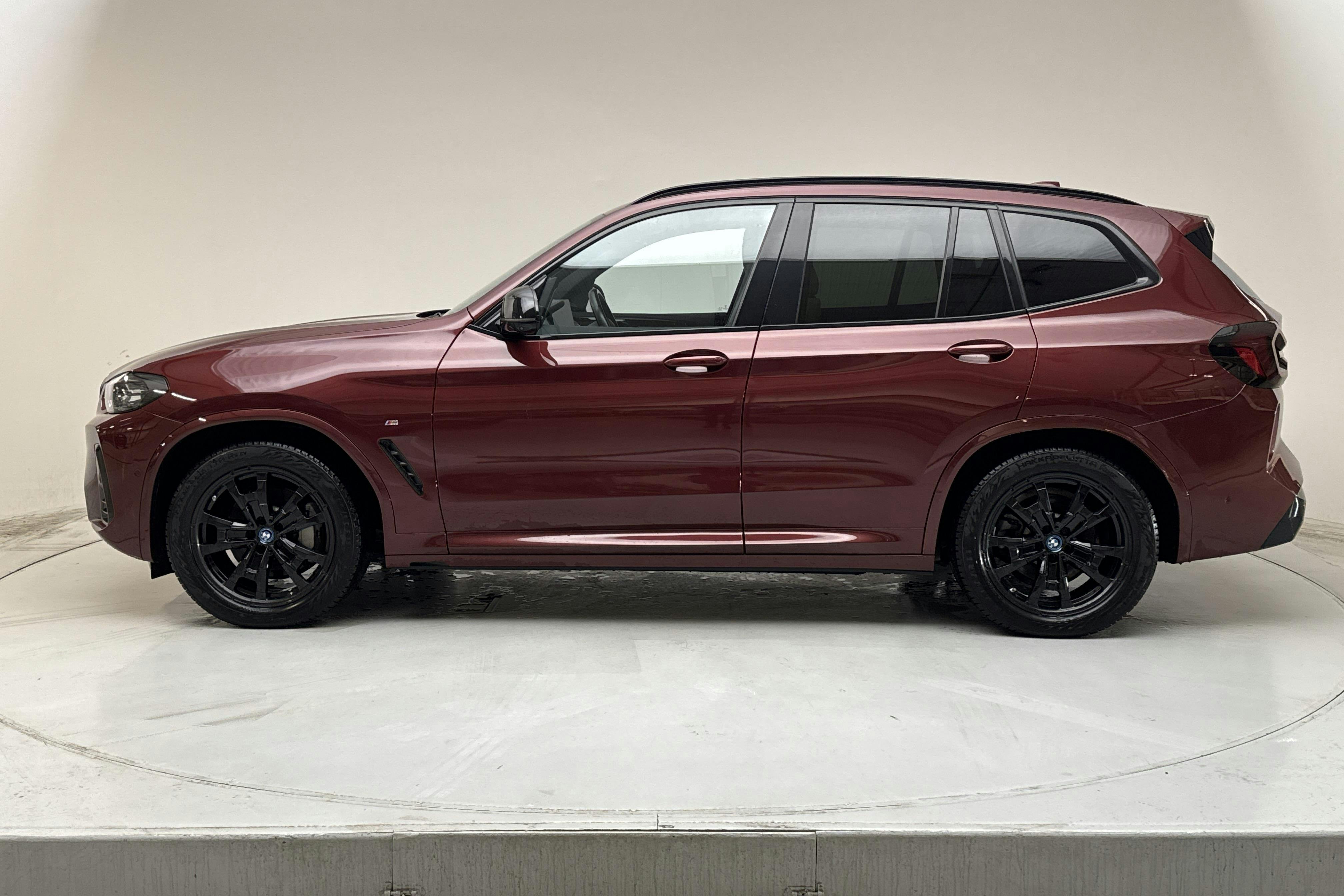 Esittelykuva 2 osoitteesta 24: BMW iX3 LCI, G08 (286hk) - 60 920 km - Automaattinen - punainen - 2022