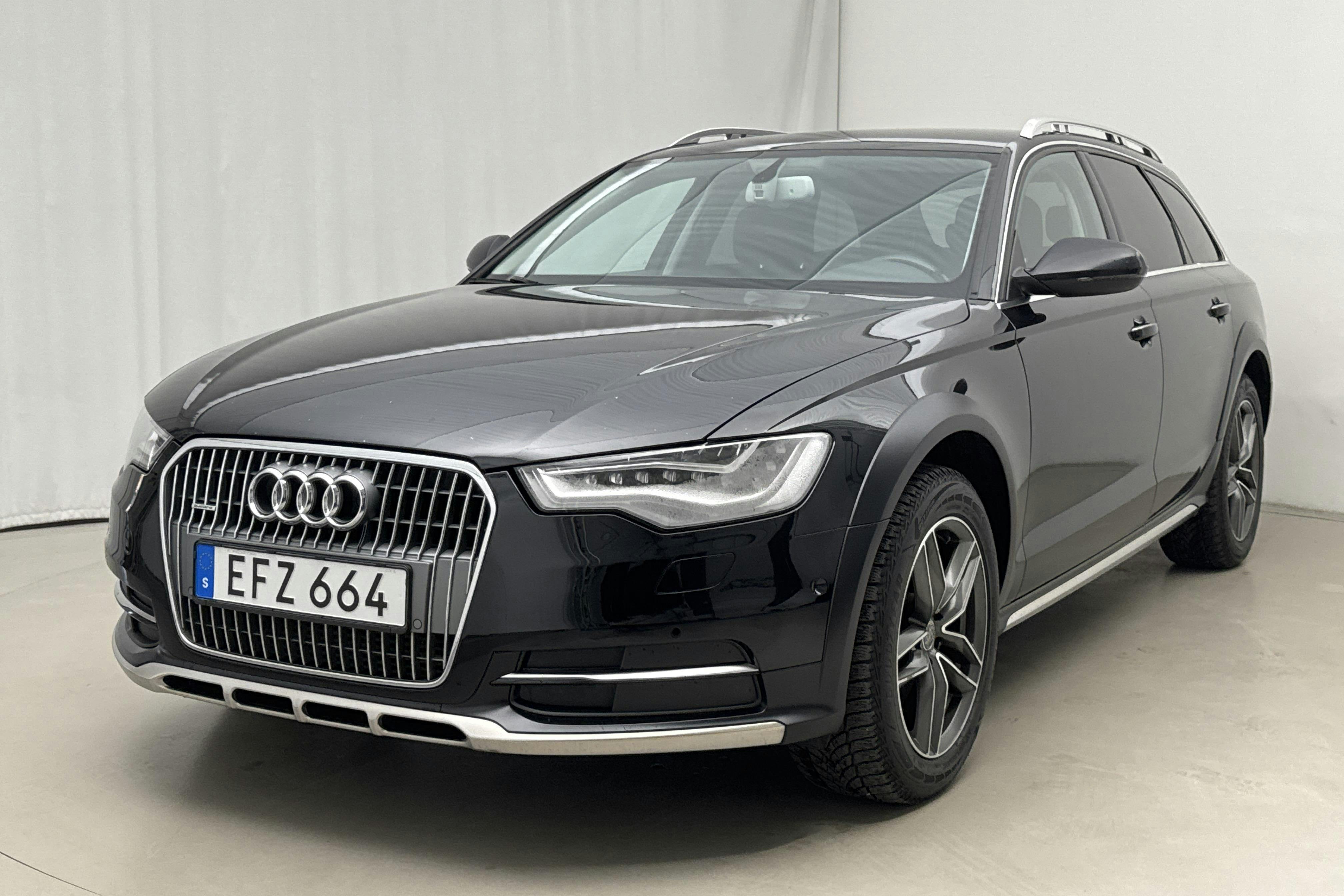 Presentationsfoto 1 av 22: Audi A6 Allroad 3.0 TDI quattro (204hk) - 15 623 mil - Automat - svart - 2014