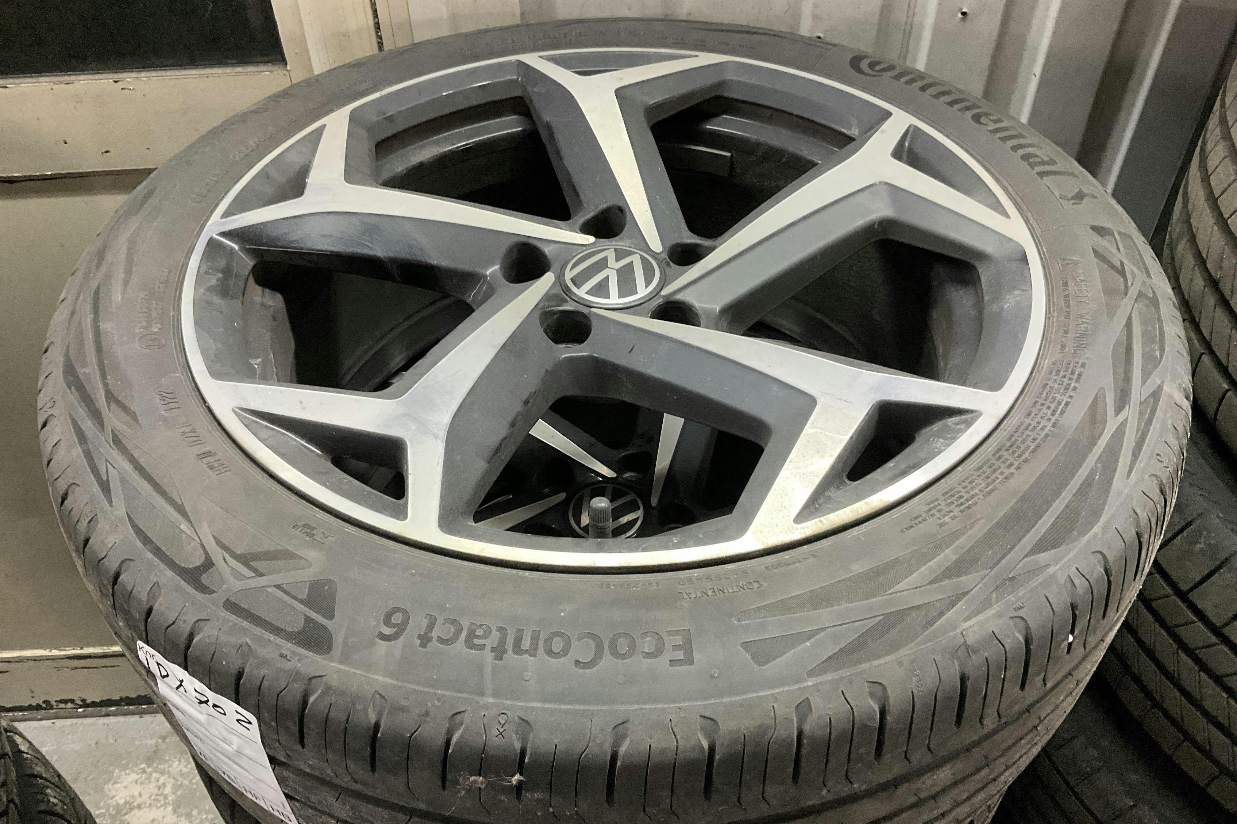 Esittelykuva 13 osoitteesta 13: VW Passat 2.0 TDI Sportscombi 4Motion (200hk) - 123 120 km - Automaattinen - musta - 2022