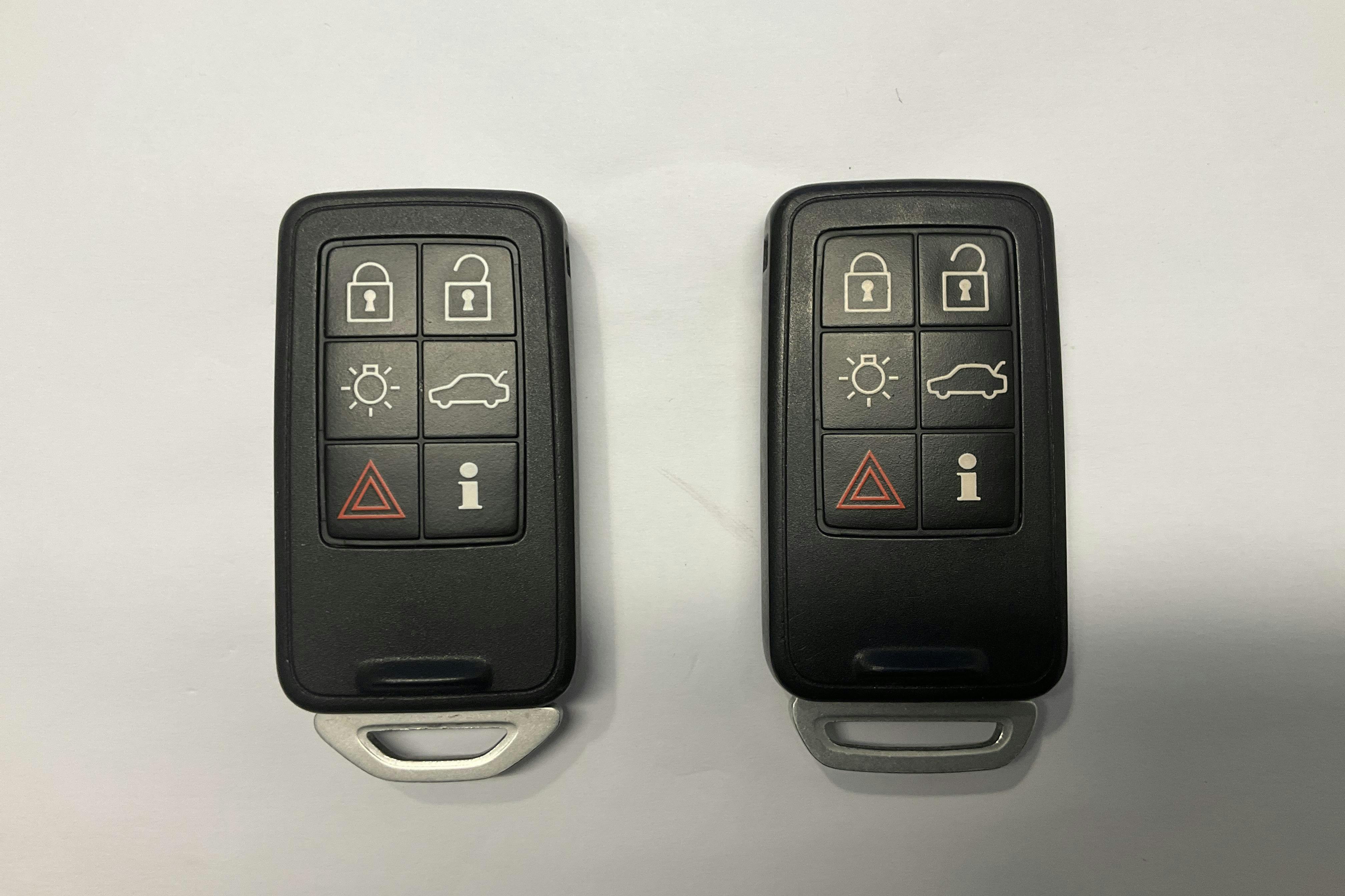 Presentation photo 17 of 17: Volvo XC60 D5 AWD (220hk) - 116 510 km - Automatic - gray - 2017