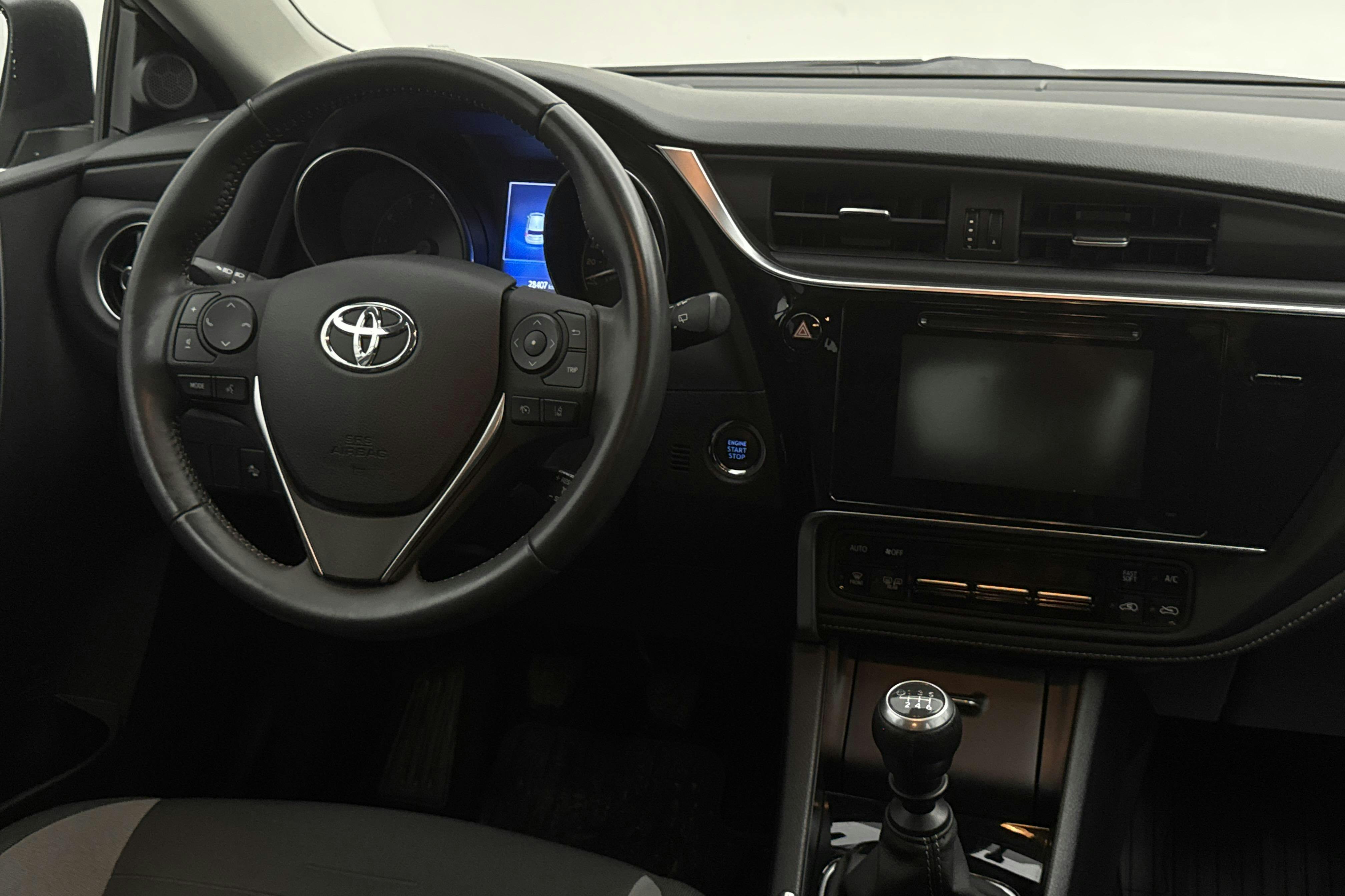 Presentationsfoto 19 av 19: Toyota Auris 1.2T 5dr (116hk) - 2 841 mil - Manuell - Light Grey - 2015