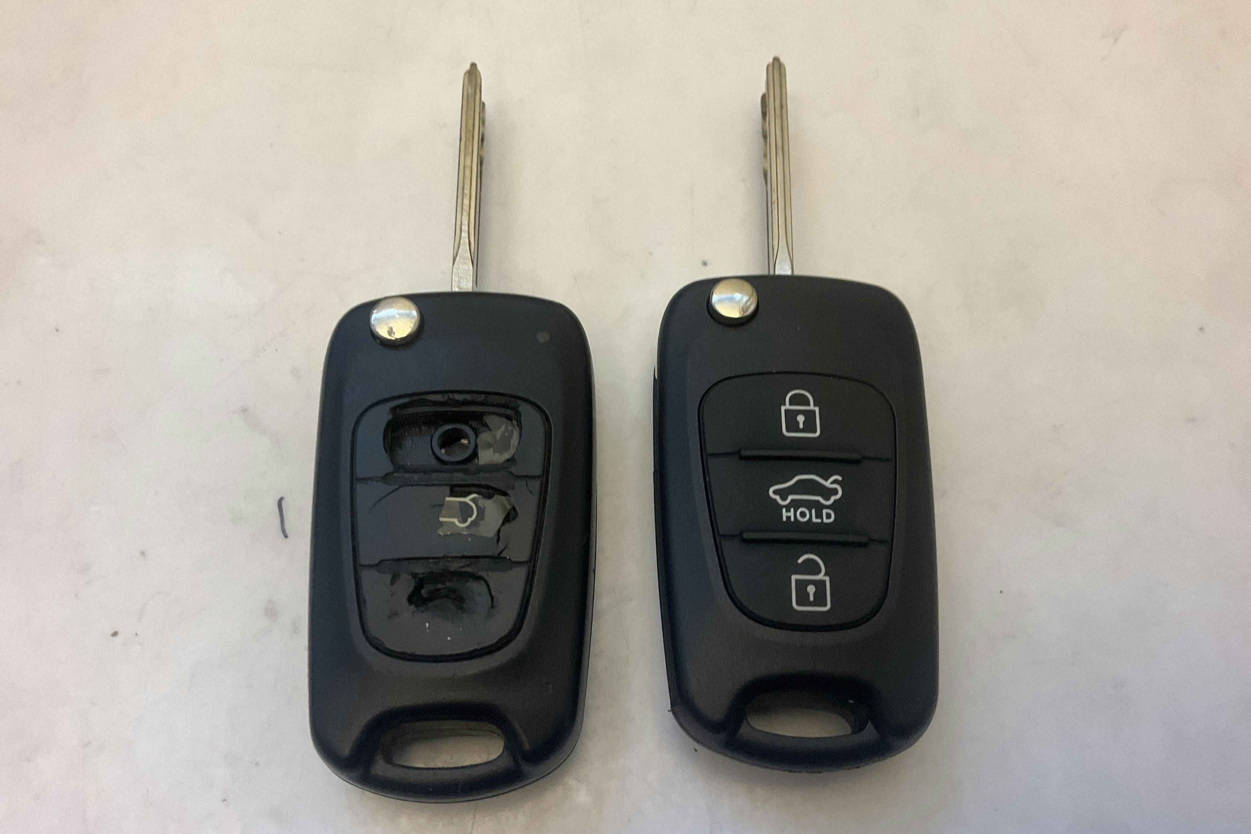 Presentation photo 13 of 13: KIA Cee'd 1.6 CRDi SW (115hk) - 177 720 km - Manual - silver - 2010