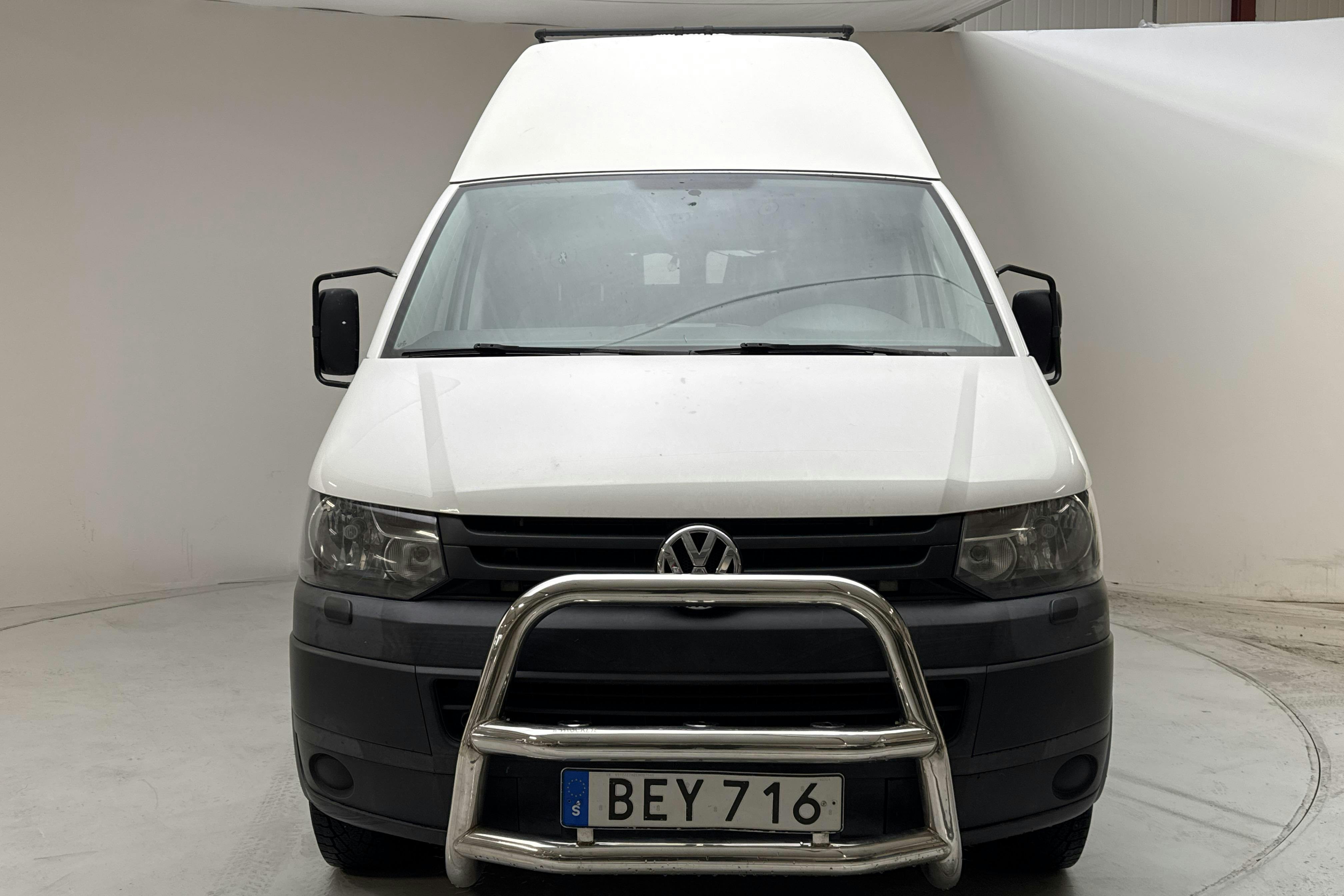 Presentation photo 2 of 12: VW Transporter T5 2.0 TDI "Campingbilsämne" - 230 090 km - Automatic - white - 2014