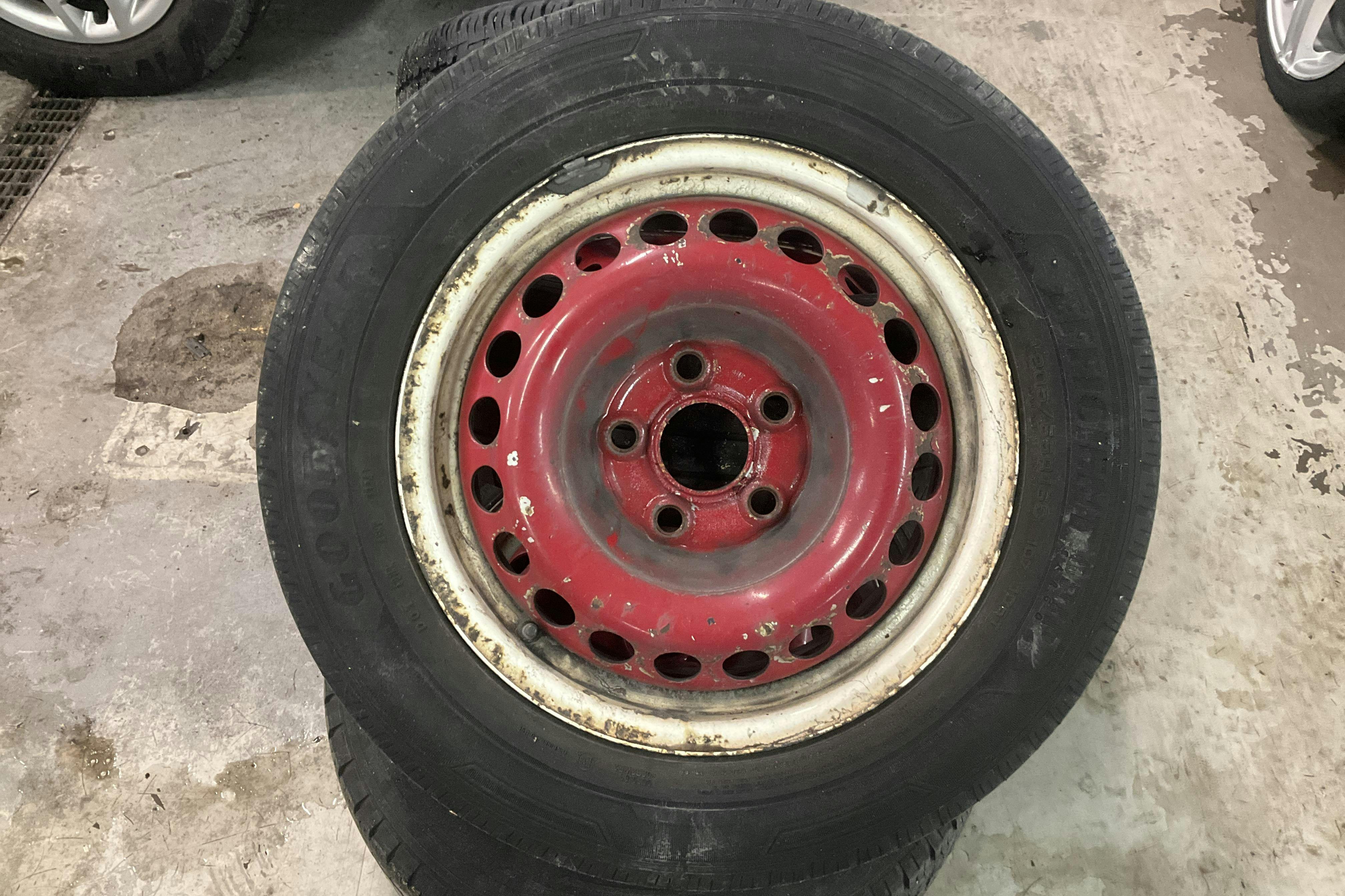 Presentation photo 12 of 12: VW Transporter T5 2.0 TDI "Campingbilsämne" - 230 090 km - Automatic - white - 2014