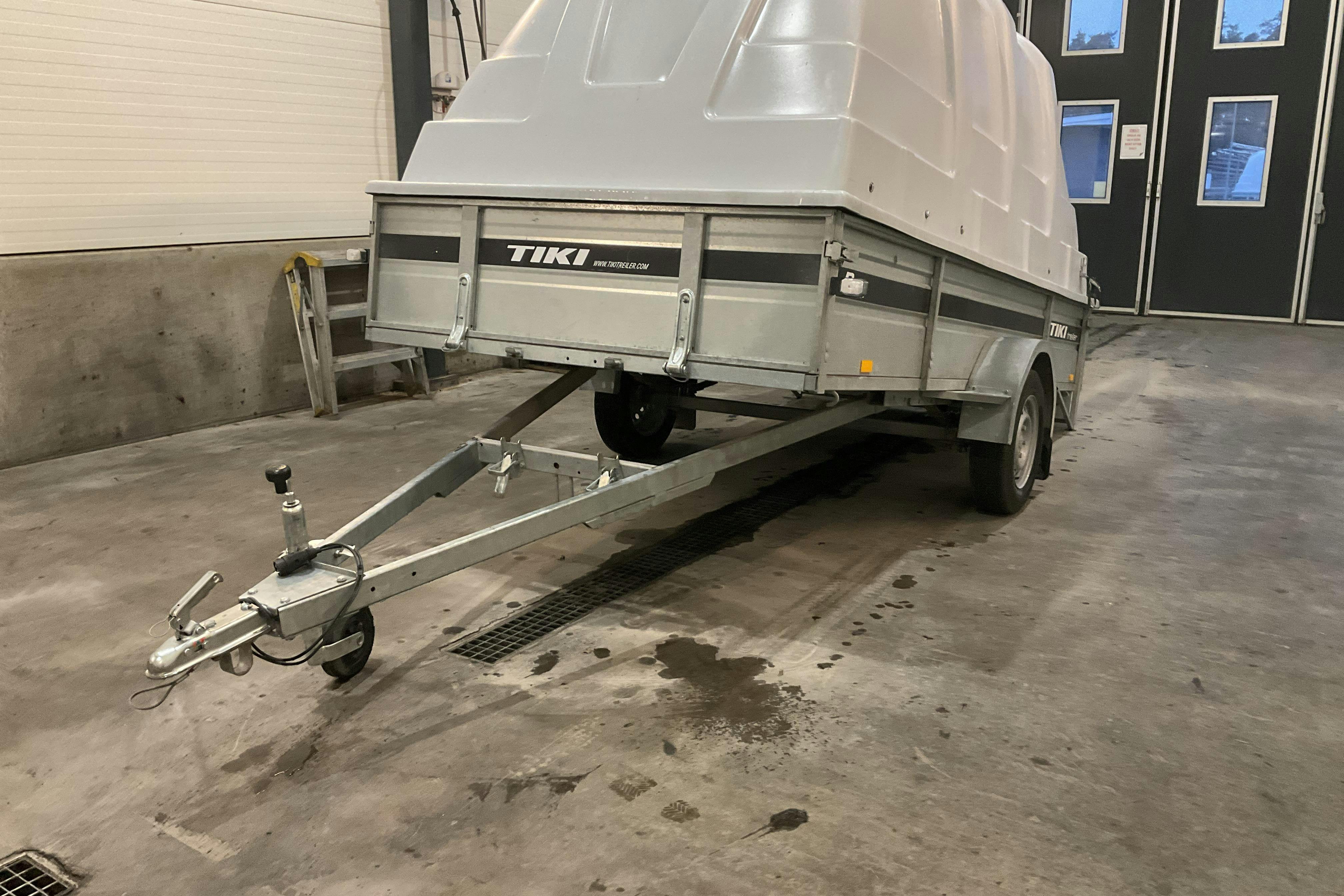 Presentation photo 2 of 12: TIKI CP350-LH Pro Kåpsläpvagn med tippfunktion Släpvagn - 0 km - 2019