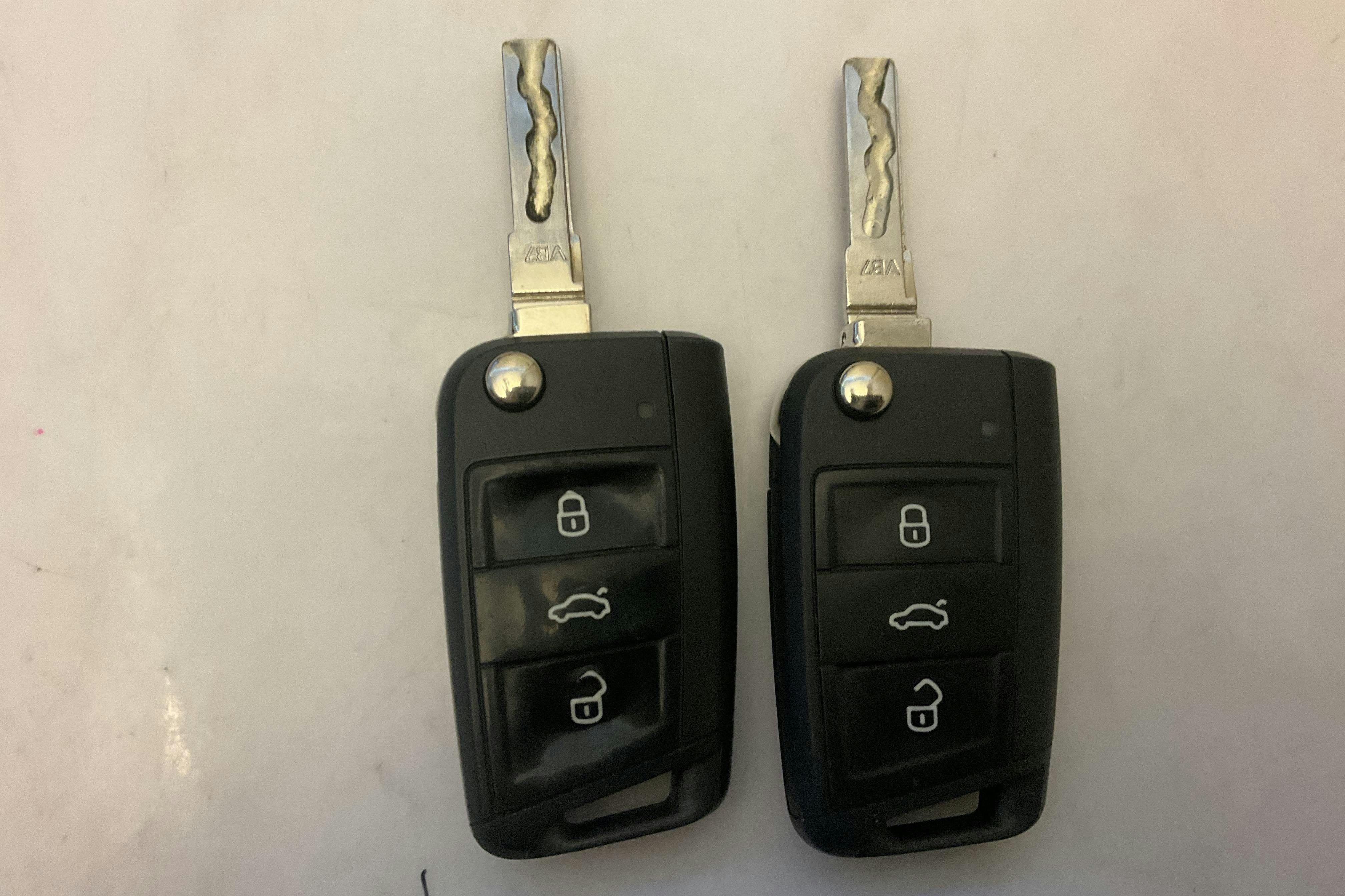 Presentation photo 12 of 12: VW Golf VII 2.0 TDI 5dr 4MOTION (150hk) - 102 290 km - Manual - Dark Grey - 2018