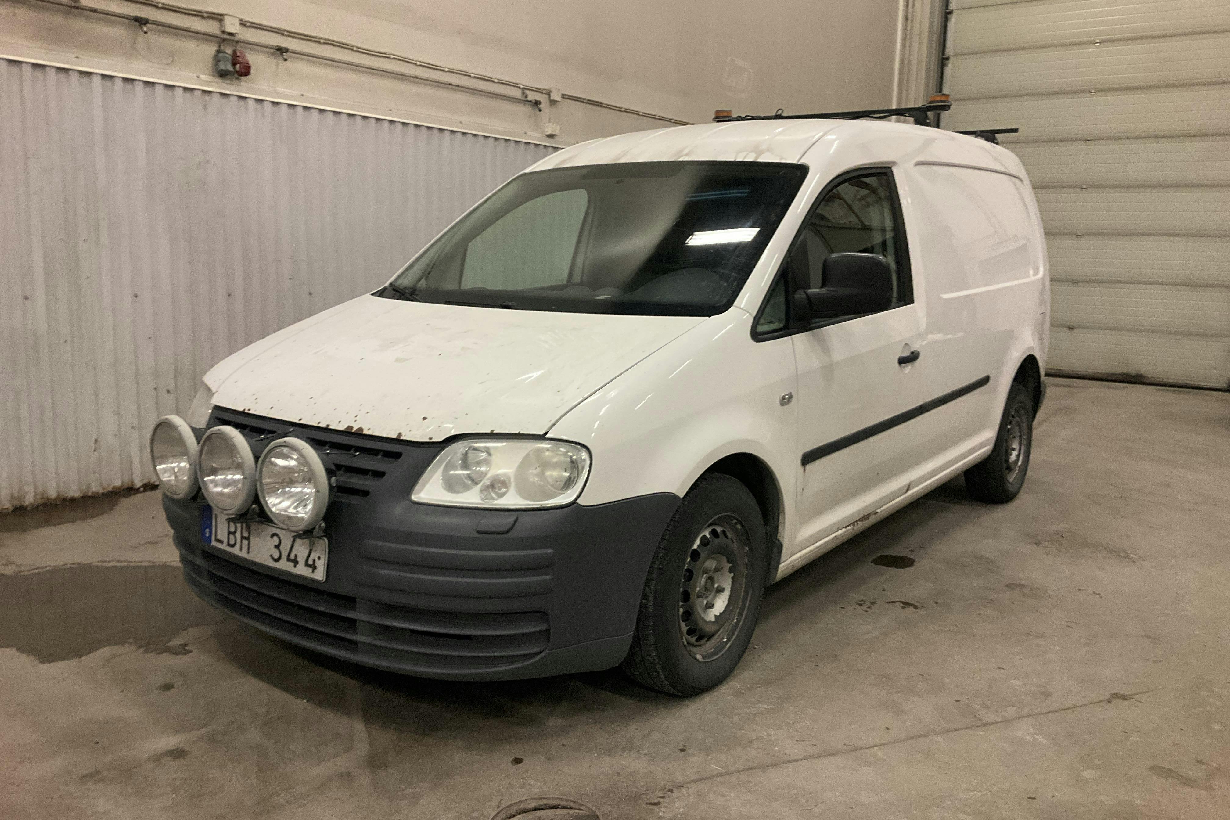 Esitlusfoto 1 aadressil 12: VW Caddy 1.9 TDI Maxi Skåp (105hk) - 288 180 km - Automaatne - valge - 2010