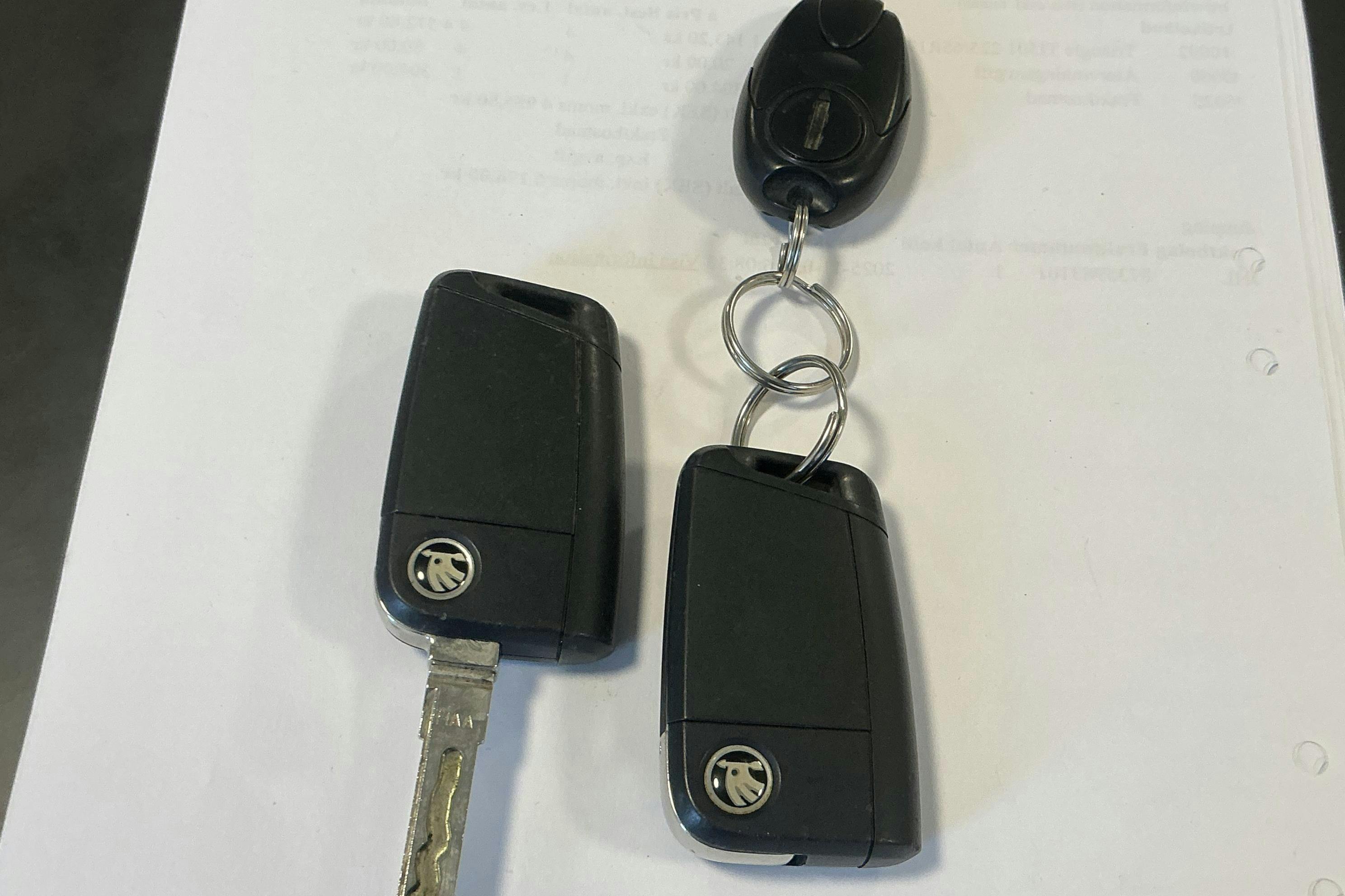 Esitlusfoto 16 aadressil 16: Skoda Octavia Scout II 1.8 TSI 4X4 (180hk) - 251 810 km - Automaatne - valge - 2015