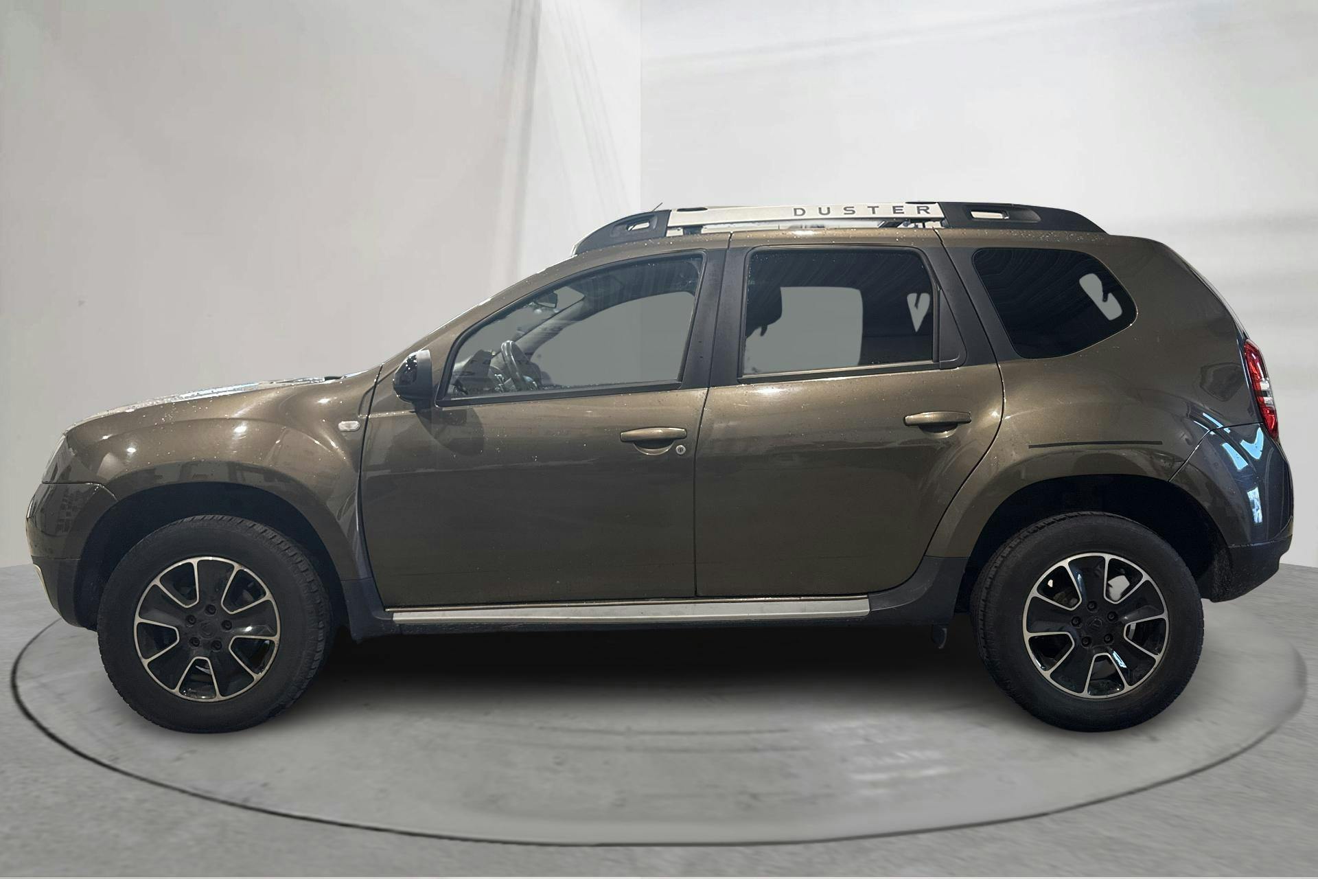 Esitlusfoto 2 aadressil 14: Dacia Duster 1.5 dCi 4x4 (109hk) - 127 050 km - Käsitsi - Light Brown - 2017