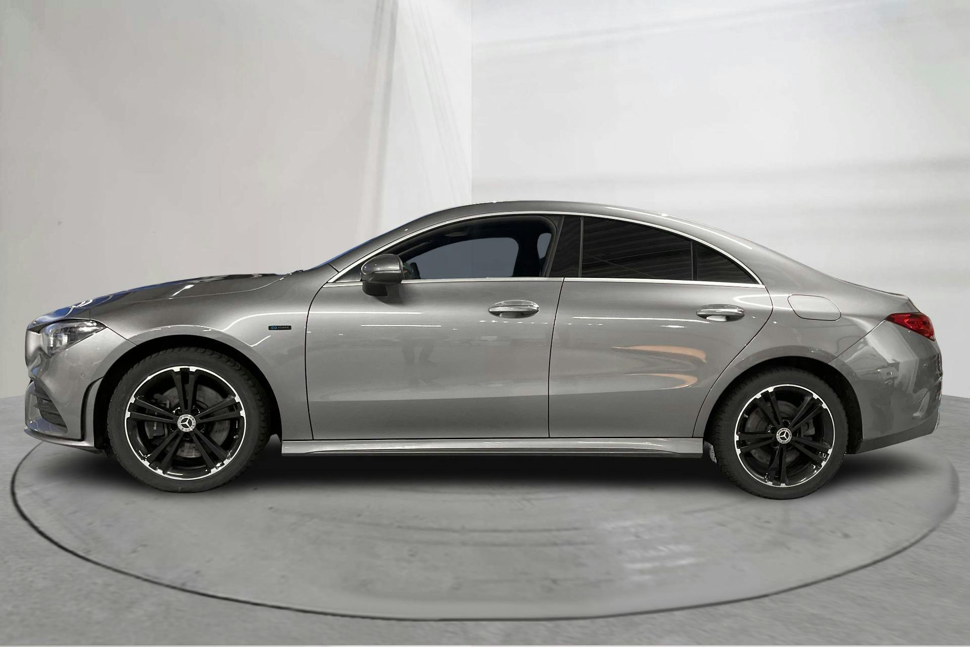 Presentation photo 2 of 19: Mercedes CLA 250 e Coupé C118 (218hk) - 91 490 km - Automatic - Dark Grey - 2021