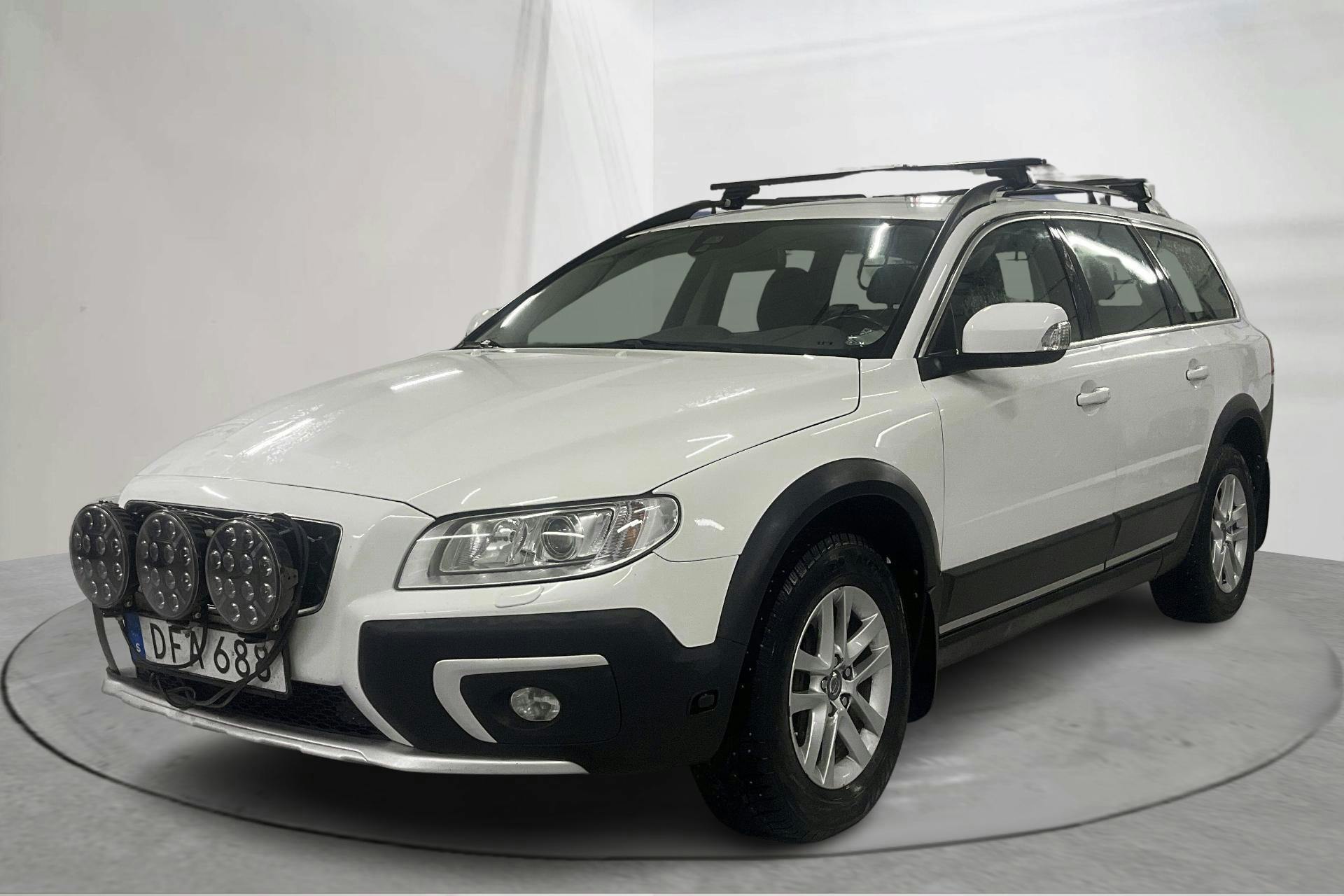 Volvo XC70 II D4 AWD (181hk) - 19 410 mil - Automat - vit - 2015