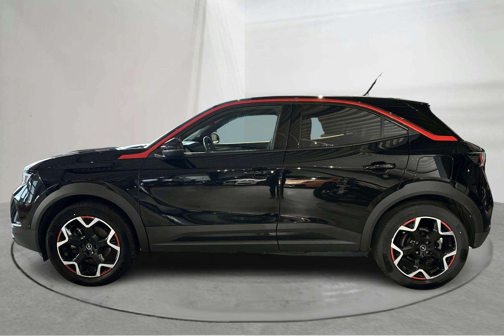 Presentation photo 2 of 13: Opel Mokka-e (136hk) - 43 870 km - Automatic - black - 2022