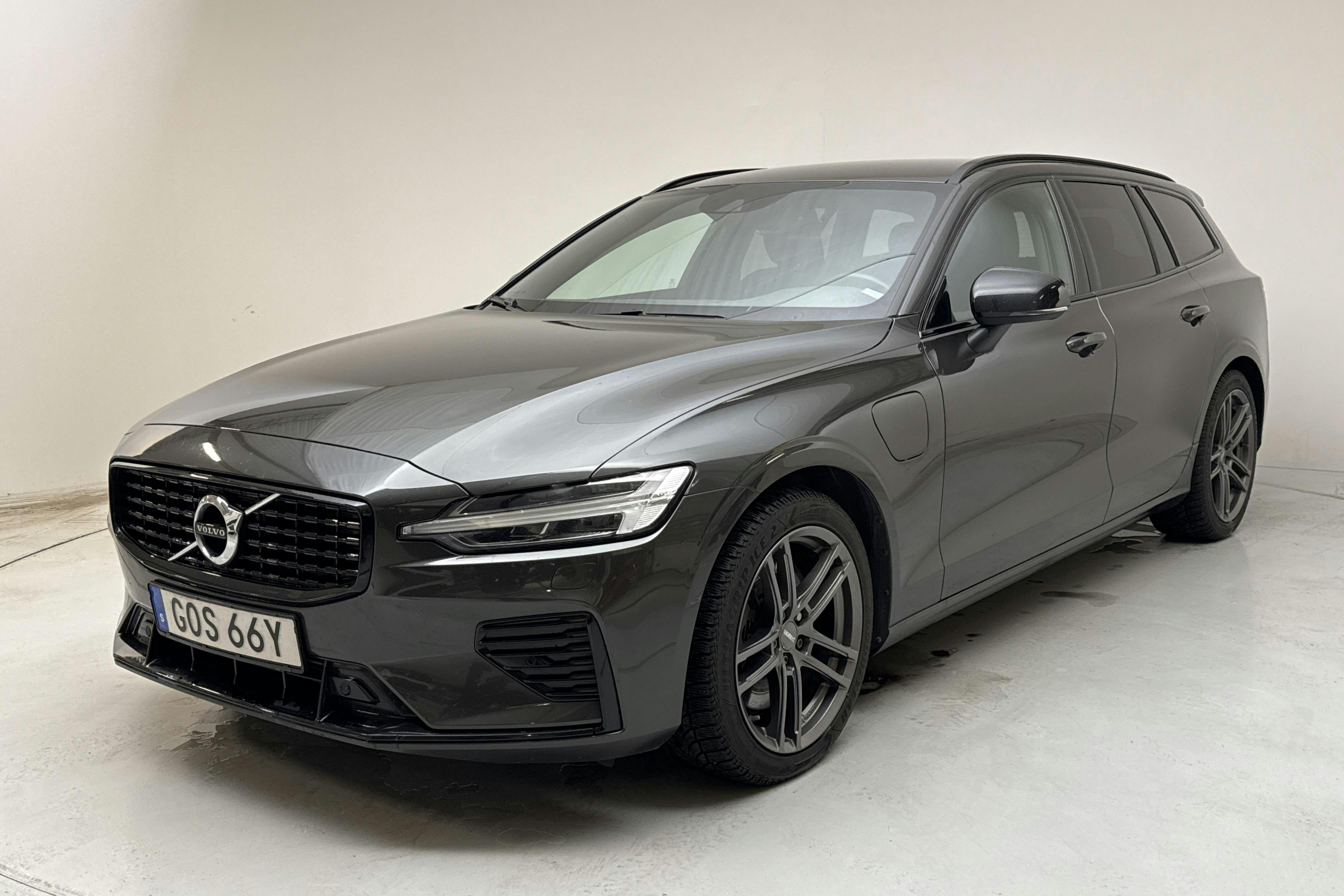 Esittelykuva 1 osoitteesta 18: Volvo V60 T6 AWD Twin Engine (340hk) - 89 830 km - Automaattinen - Dark Grey - 2022