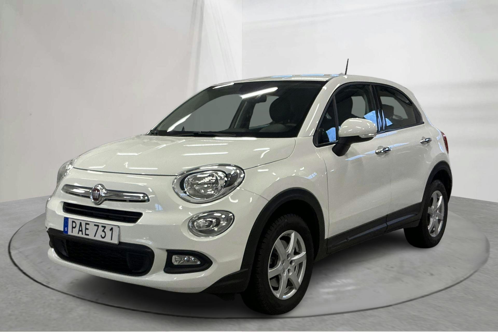 Fiat 500X 1.6 E-torq (110hk) - 9 720 mil - Manuell - vit - 2016