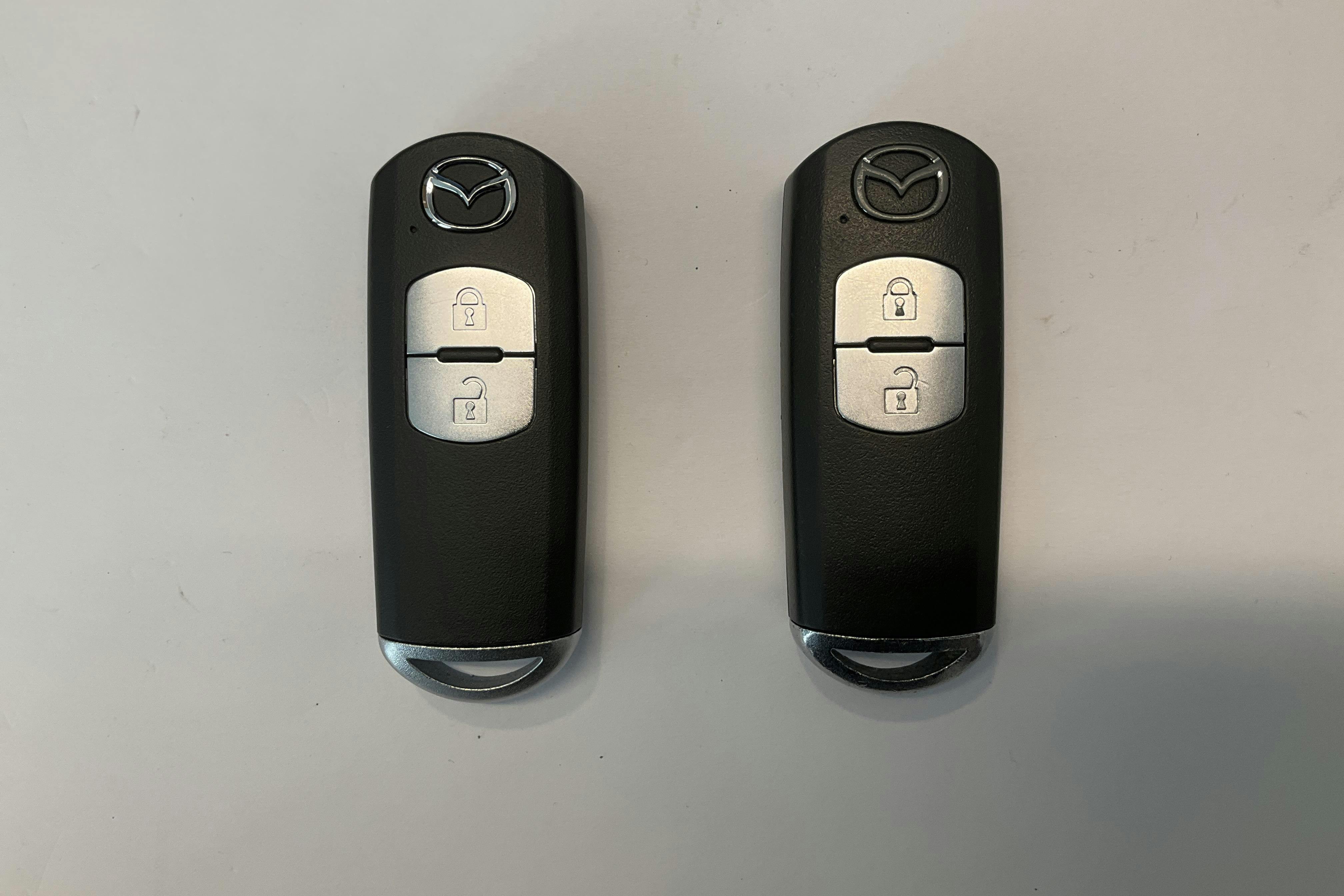 Presentation photo 12 of 12: Mazda 3 2.0 5dr (120hk) - 65 020 km - Manual - blue - 2017