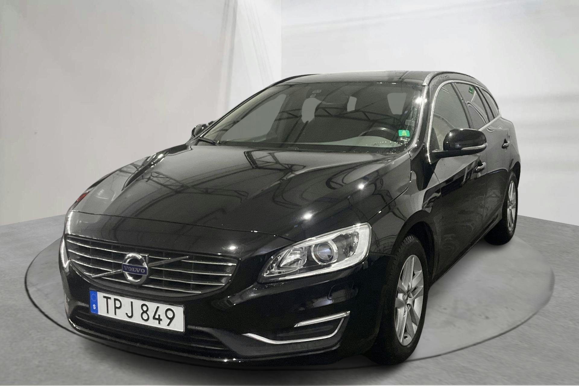 Volvo V60 T3 (152hk) - 101 120 km - Manual - black - 2017