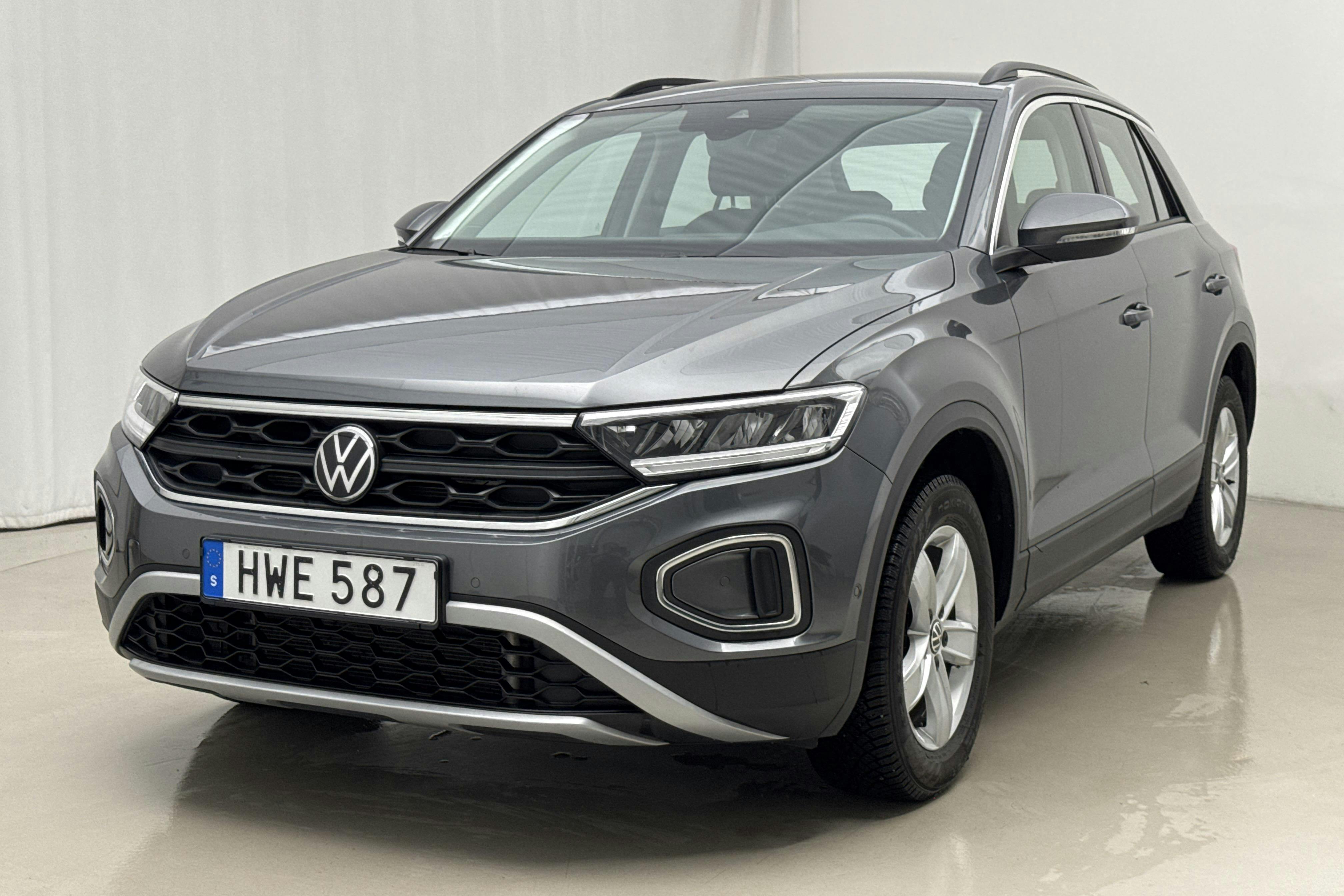 VW T-Roc 1.5 TSI (150hk) - 30 480 km - Manual - gray - 2023