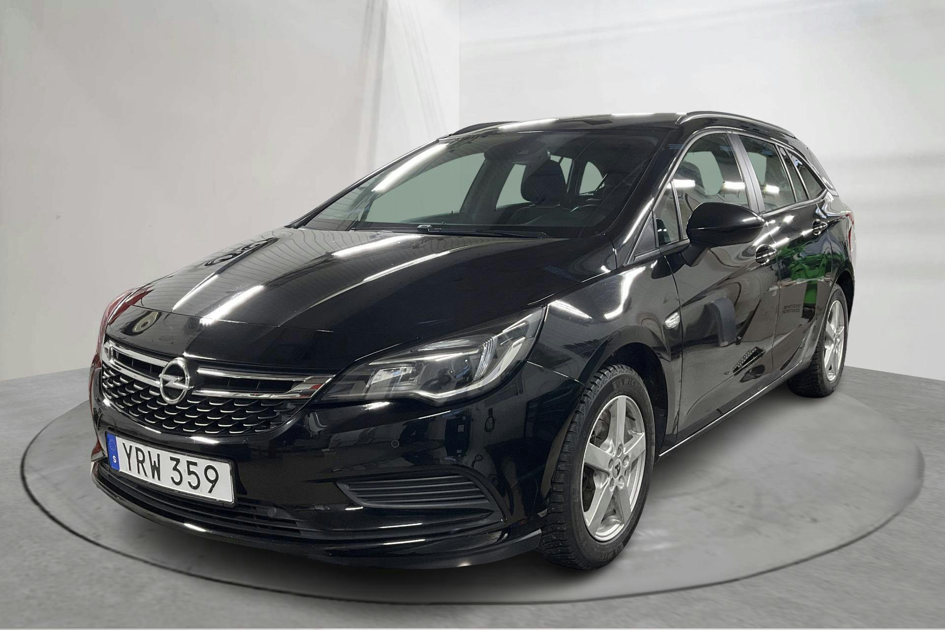 Opel Astra 1.4 Turbo ECOTEC Sports Tourer (125hk) - 128 040 km - Manual - black - 2018