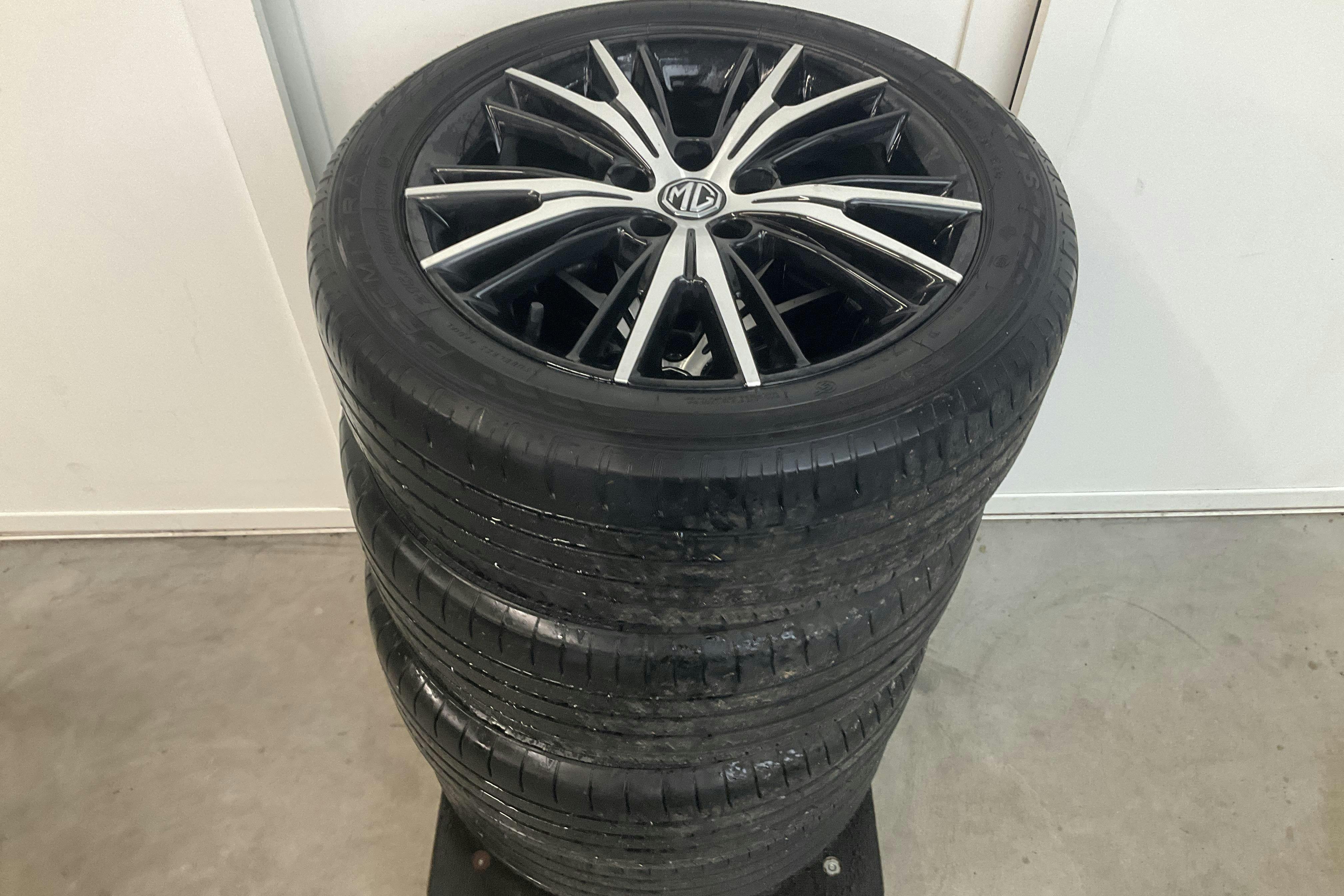 Presentation photo 16 of 16: MG MG5 Long Range 61kWh (177hk) - 71 610 km - Automatic - black - 2023