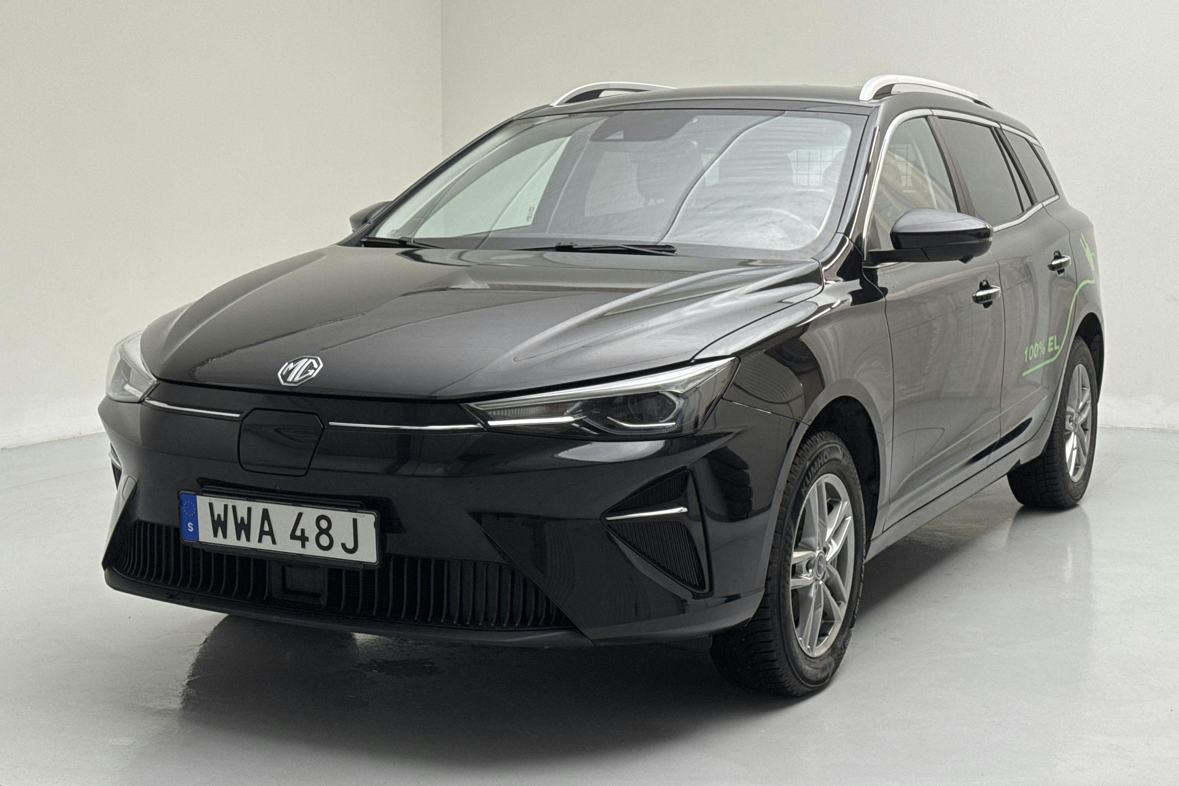 Presentation photo 1 of 16: MG MG5 Long Range 61kWh (177hk) - 84 540 km - Automatic - black - 2022