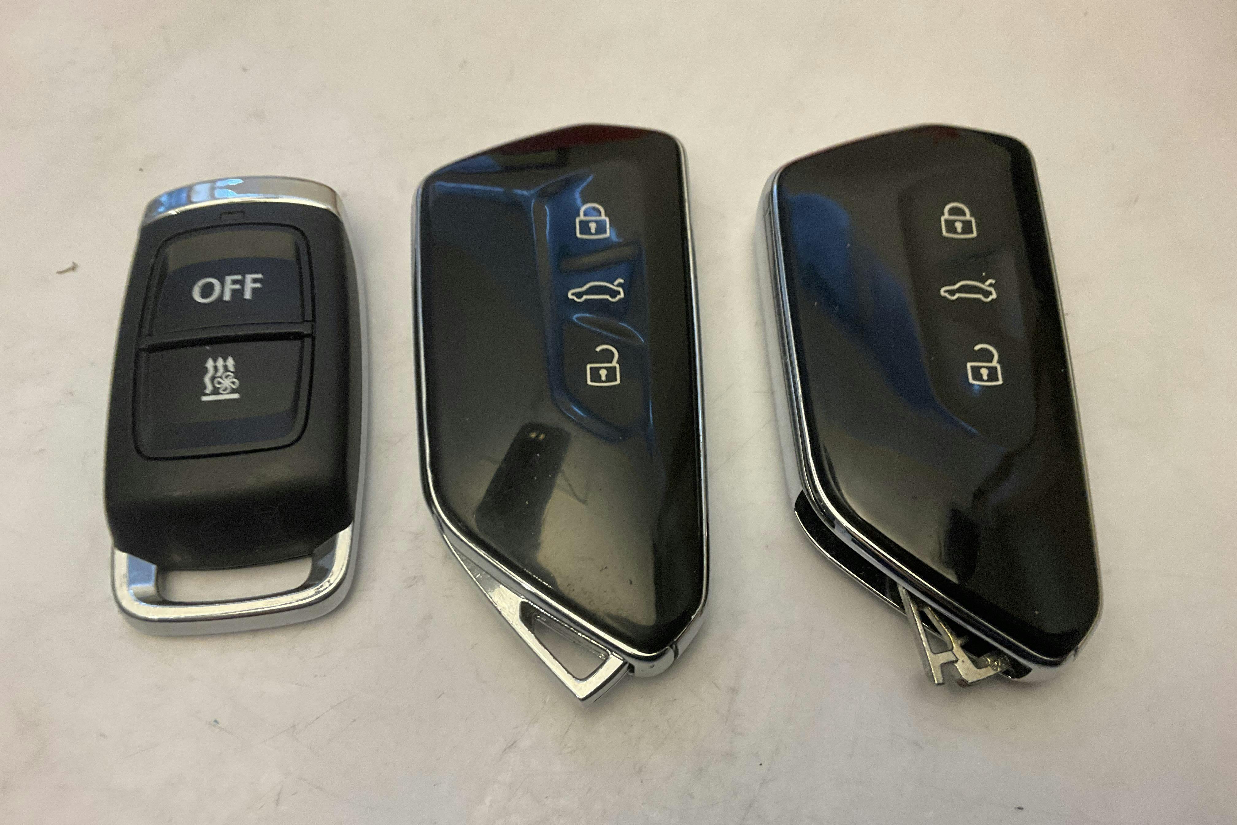 Presentation photo 17 of 17: VW Multivan T7 1.4 eHybrid (150hk) - 124 090 km - Automatic - white - 2023