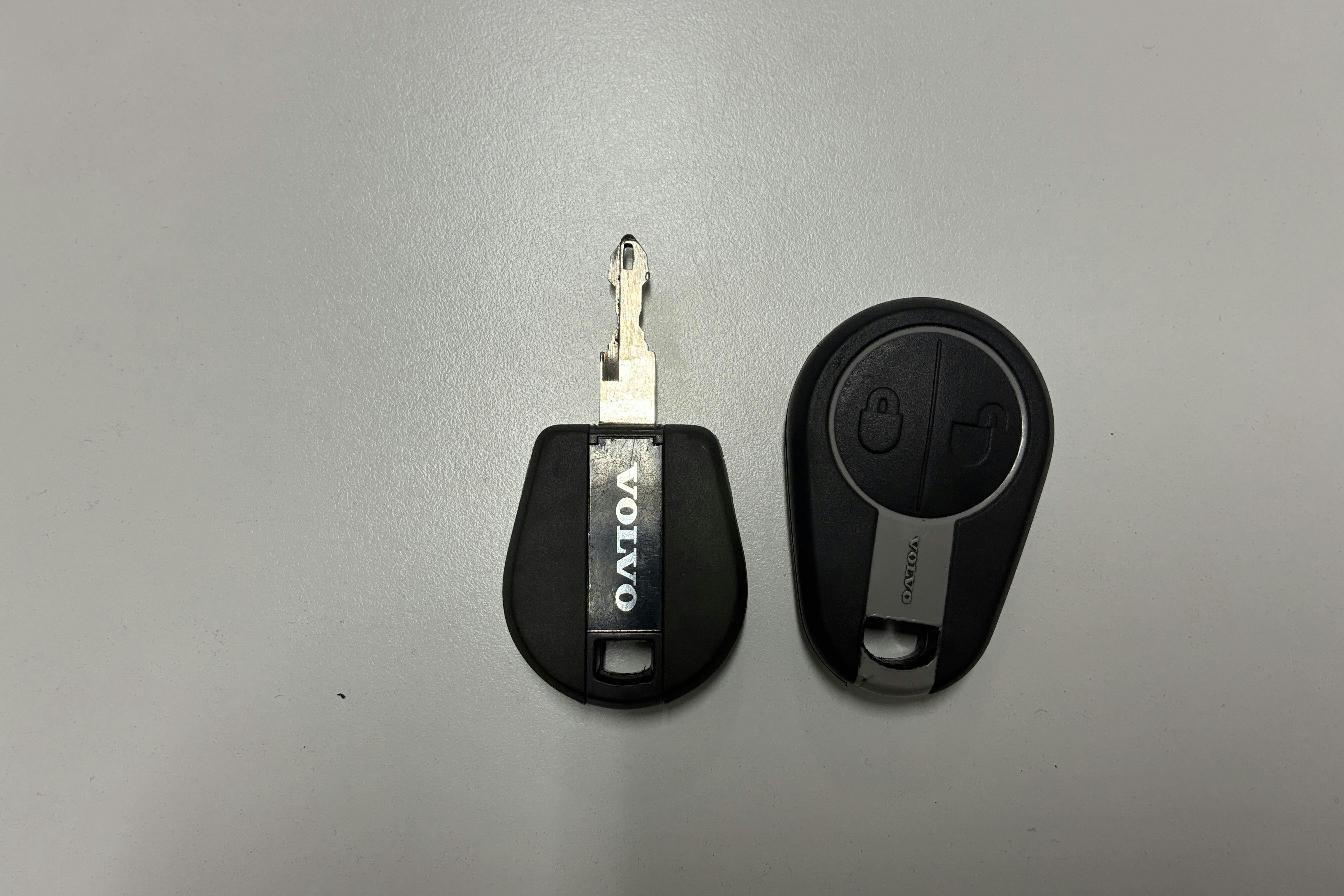 Presentation photo 145 of 145: VOLVO FL250 - 314 092 km - Automatic - white - 2014