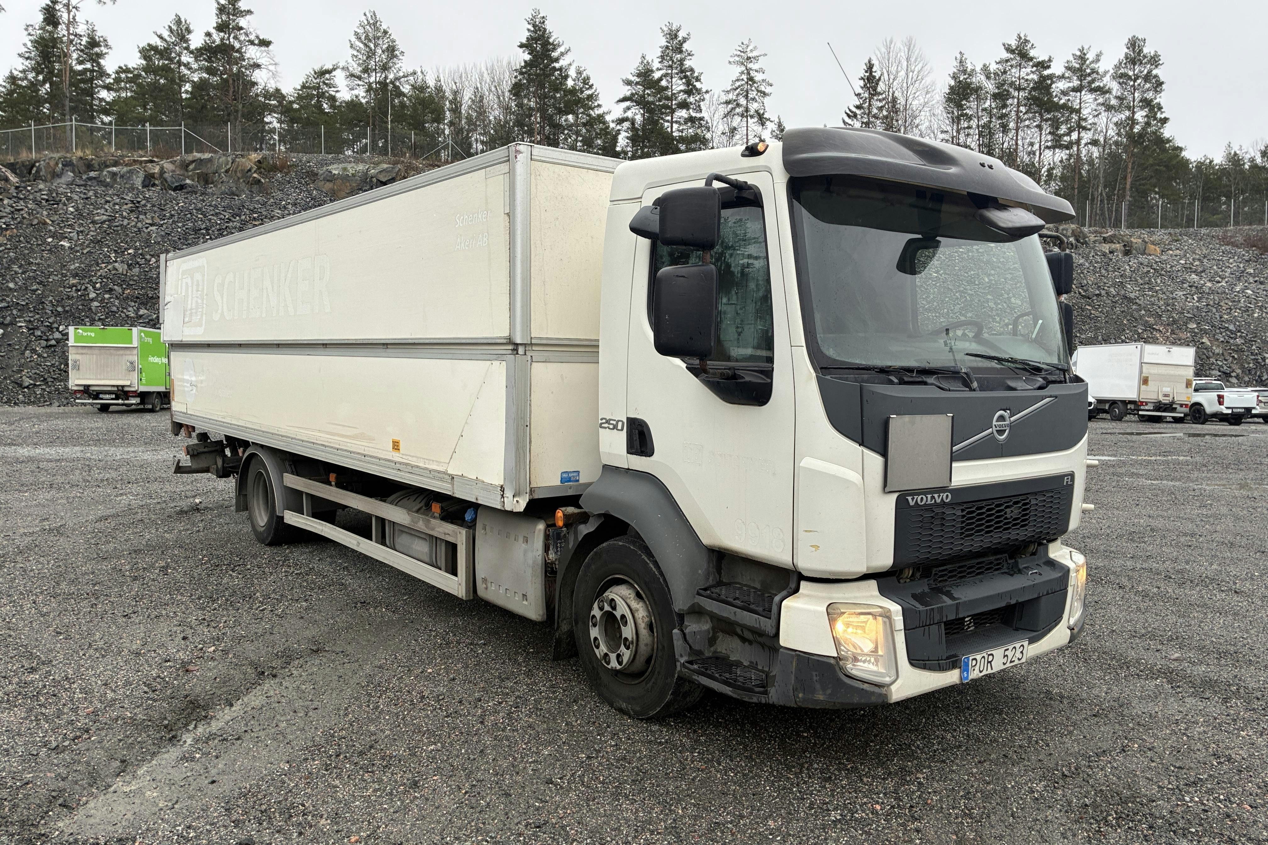 Presentation photo 2 of 145: VOLVO FL250 - 314 092 km - Automatic - white - 2014